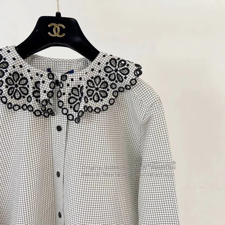 Louis Vuitton Louis Vuitton Checkered Collar Shirt. Size US XS / EU 42 / 0 - 4 Thumbnail