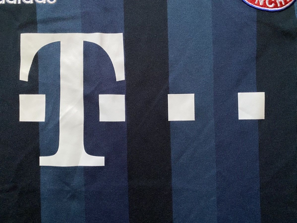 Adidas Adidas Bayern Munich 2013 Jersey Shirt Third Football Soccer Size US M / EU 48-50 / 2 - 9 Thumbnail