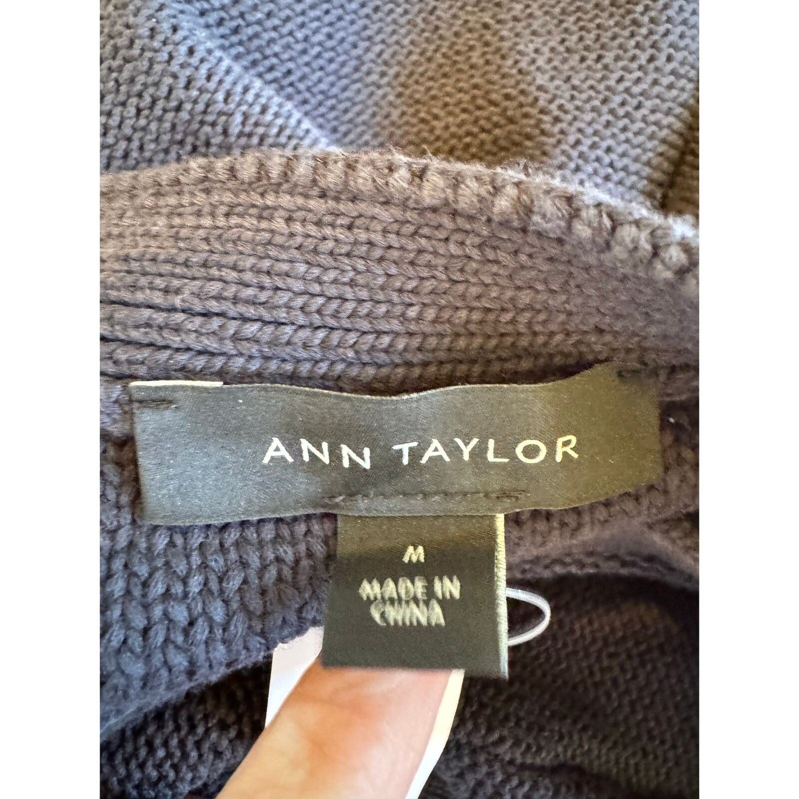 Ann Taylor Ann Taylor Black Sweater with Bow-Accented Sleeves – NWT Size M / US 6-8 / IT 42-44 - 7 Thumbnail