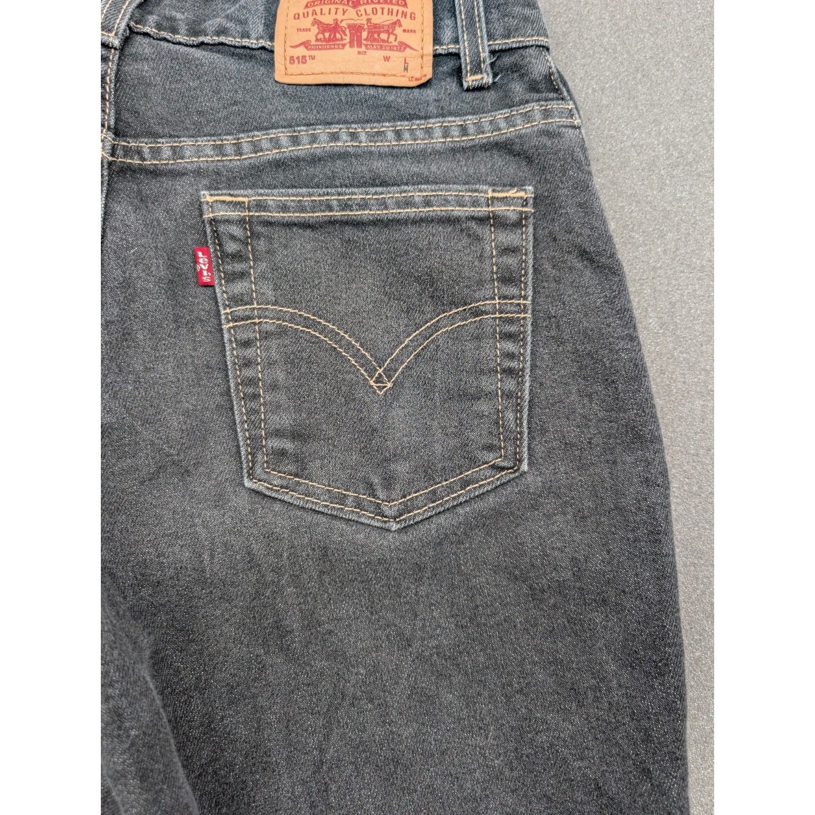 Levi's Levi’s 515 Bootcut Jeans Women’s 10 Petite Gray Wash Stretch Size 32" / US 10 / IT 46 - 4 Thumbnail