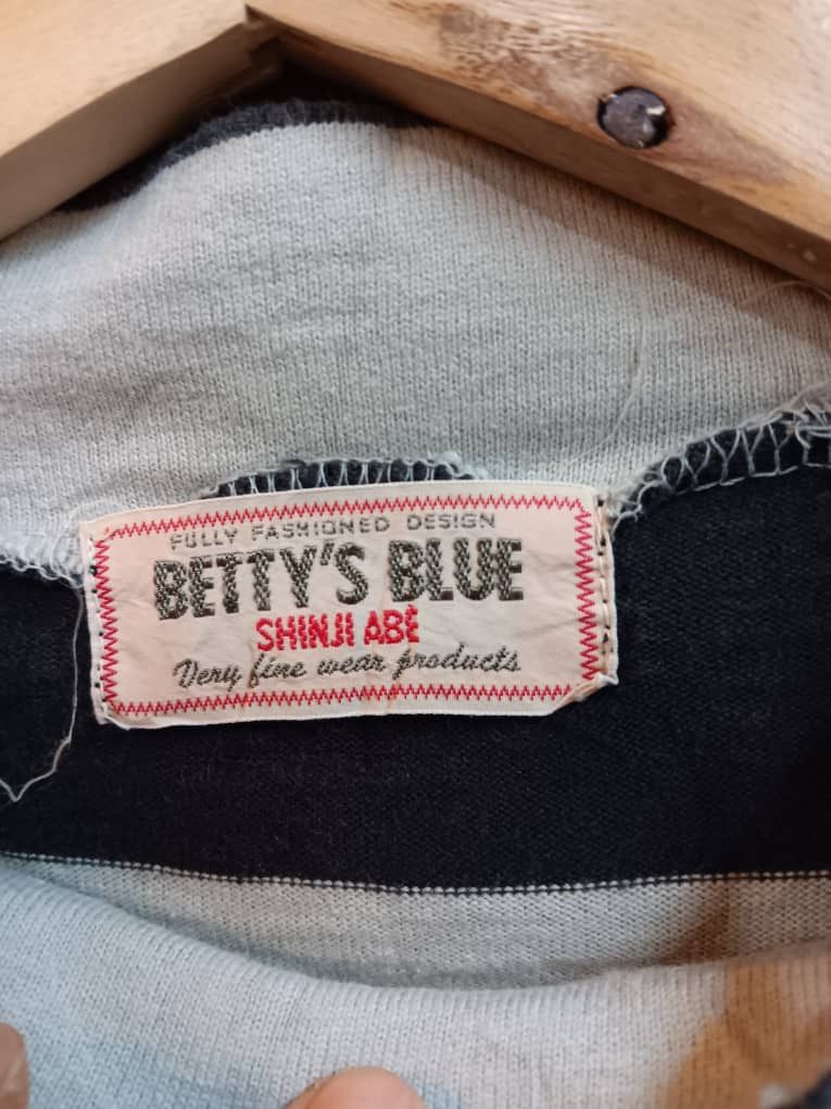 Japanese Brand SHINJE ABE X BETTY'S BLUE SWINGING WORLD T-SHIRT Size US L / EU 52-54 / 3 - 3 Thumbnail