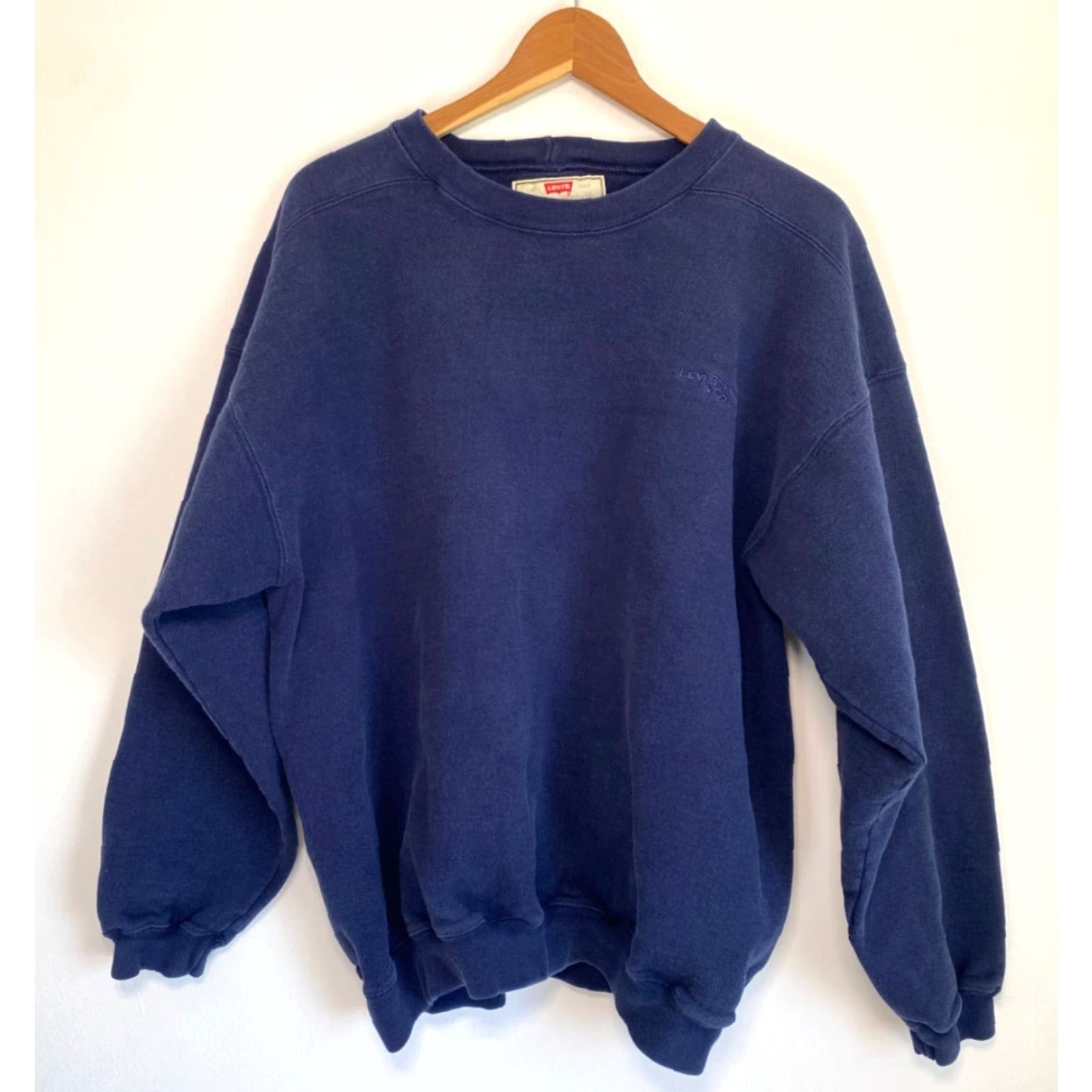 Levi's VINTAGE Levi's Sweatshirt Crewneck Shirt Men Navy 90s Heavyweight Made in USA L Size US L / EU 52-54 / 3 - 2 Thumbnail