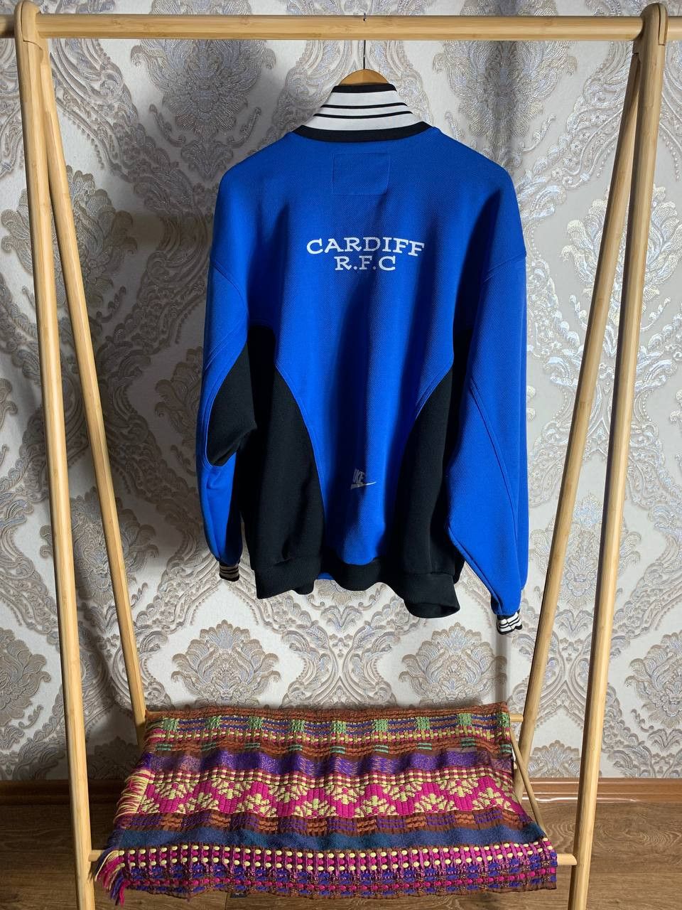 Nike Vintage Nike Cardiff City Rugby Jersey Jacket Retro Y2K 90s Size US XL / EU 56 / 4 - 15 Thumbnail