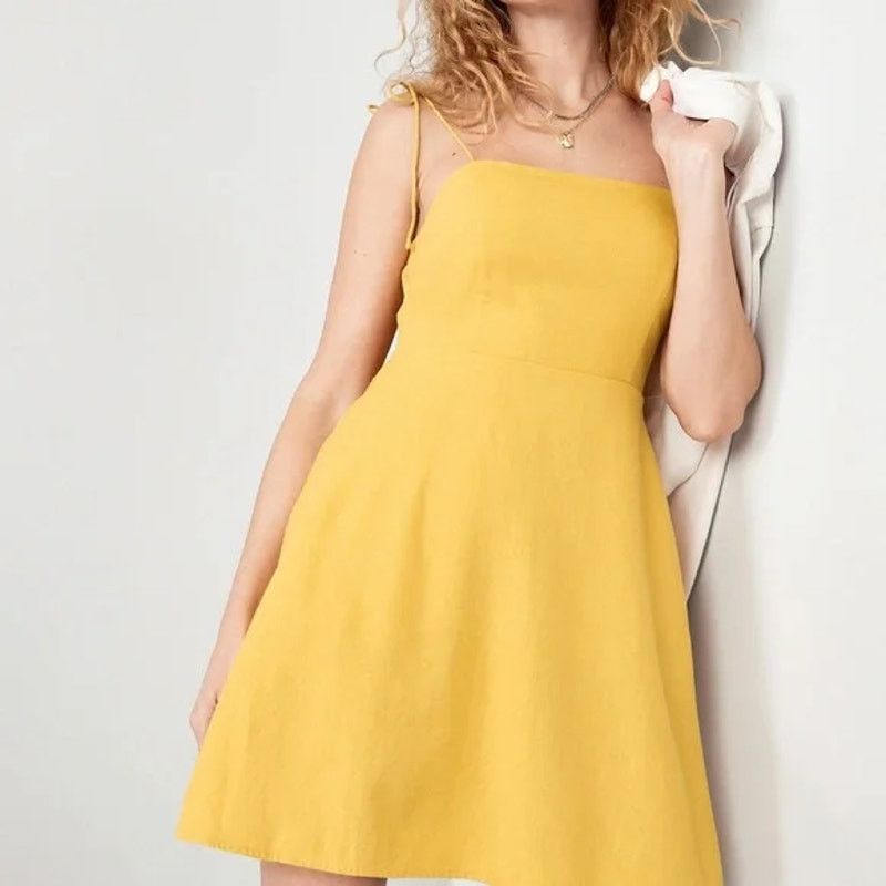 Old Navy Old Navy Tie-Strap Smocked Fit & Flare Mini Dress Yellow M Size M / US 6-8 / IT 42-44 - 2 Thumbnail