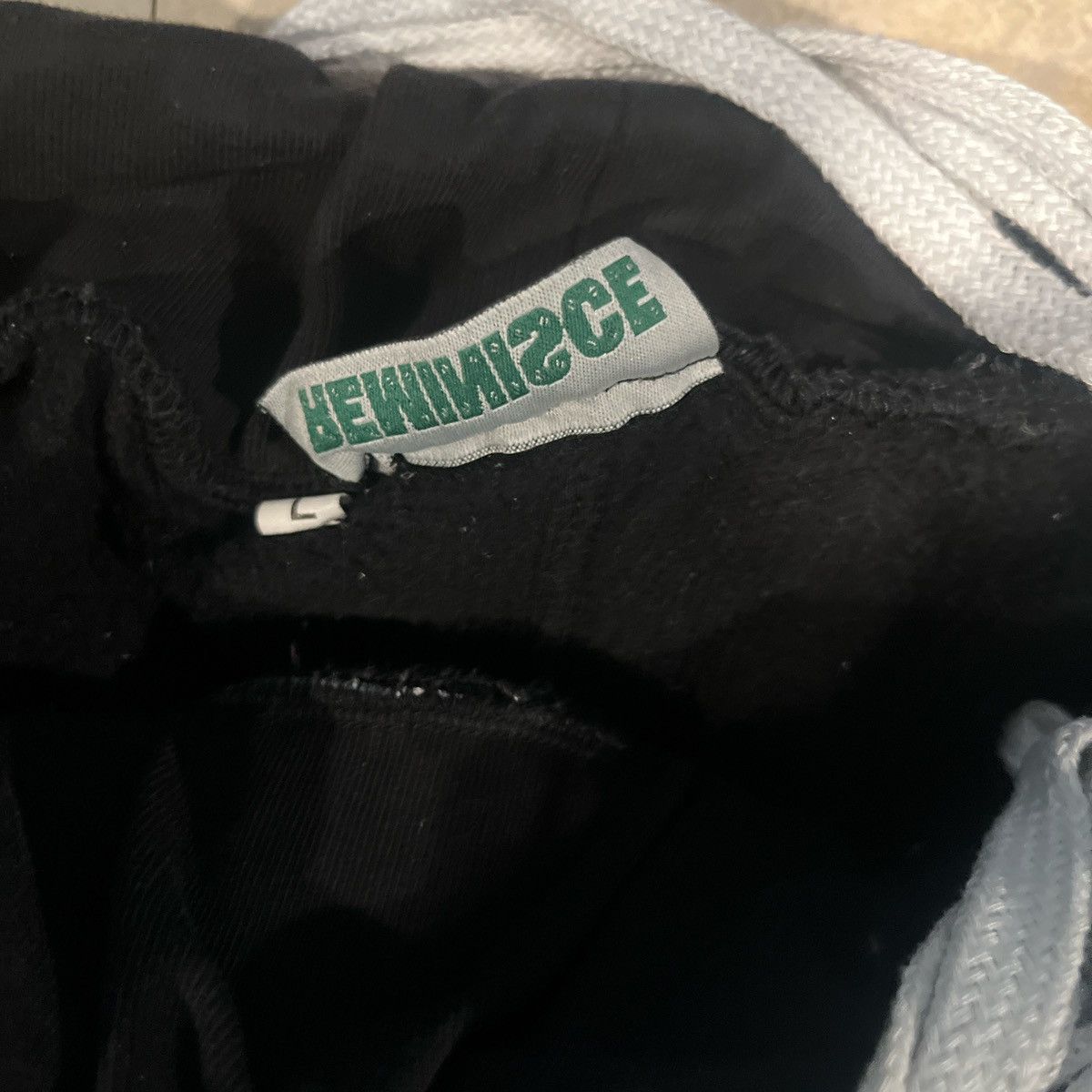 Other Flaired y2k sweatpants Size US 30 / EU 46 - 2 Thumbnail