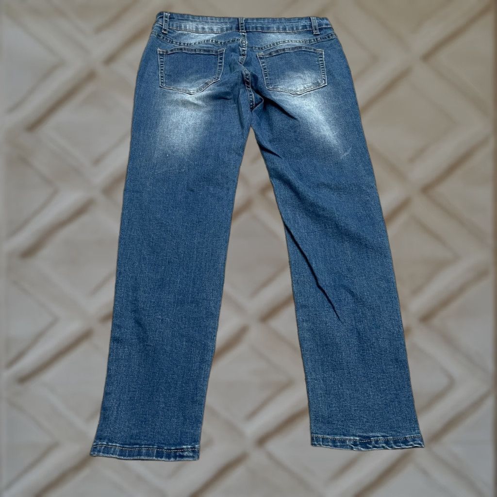 Denime Between Us Jeans Juniors 11 Blue Straight Stretch Denim 30x26 City Classic Designer 5-Pocket Mens Womens Girls? Size 32" / US 10 / IT 46 - 1 Thumbnail