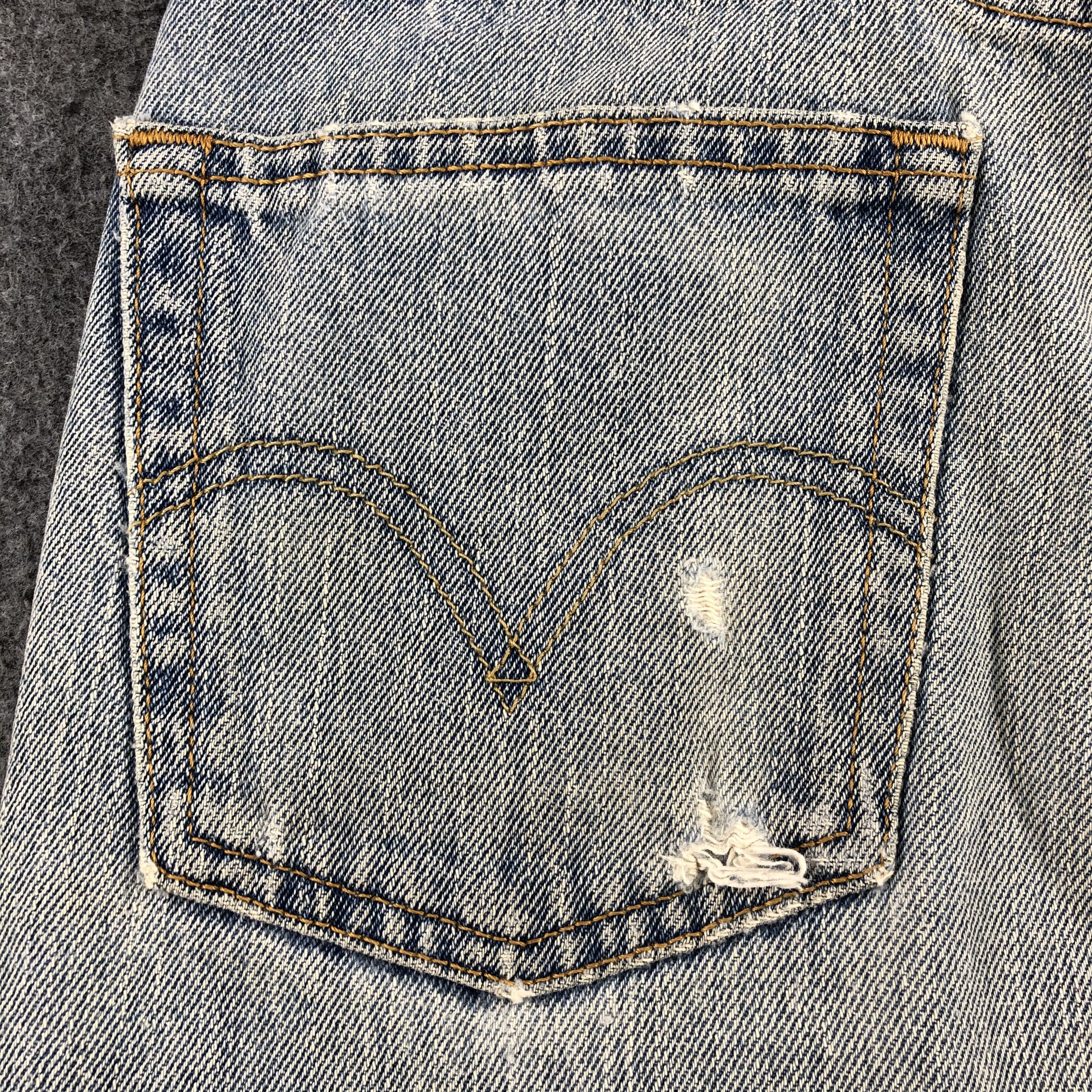 Levi's Vintage Light Wash Levis 505 Jeans-J1714 Size US 32 / EU 48 - 9 Thumbnail