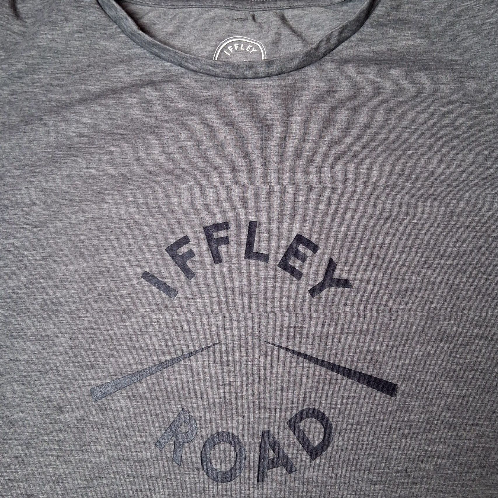 Logo 7 Iffley Road T Shirt Men XL Gray Logo Running Athletic Size US XL / EU 56 / 4 - 2 Thumbnail