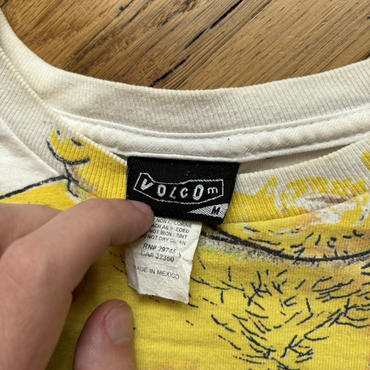 Hysteric Glamour × Vintage × Volcom Vintage 1995 VOLCOM x MITCH FROELICH Art Designer Tee Size US M / EU 48-50 / 2 - 5 Thumbnail