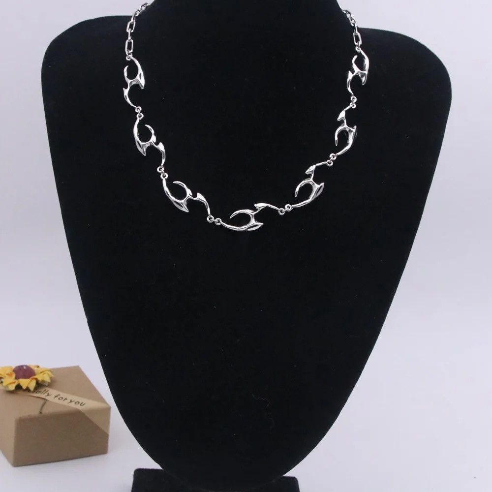 Jewelry Flame Shape Necklace Size ONE SIZE - 3 Thumbnail