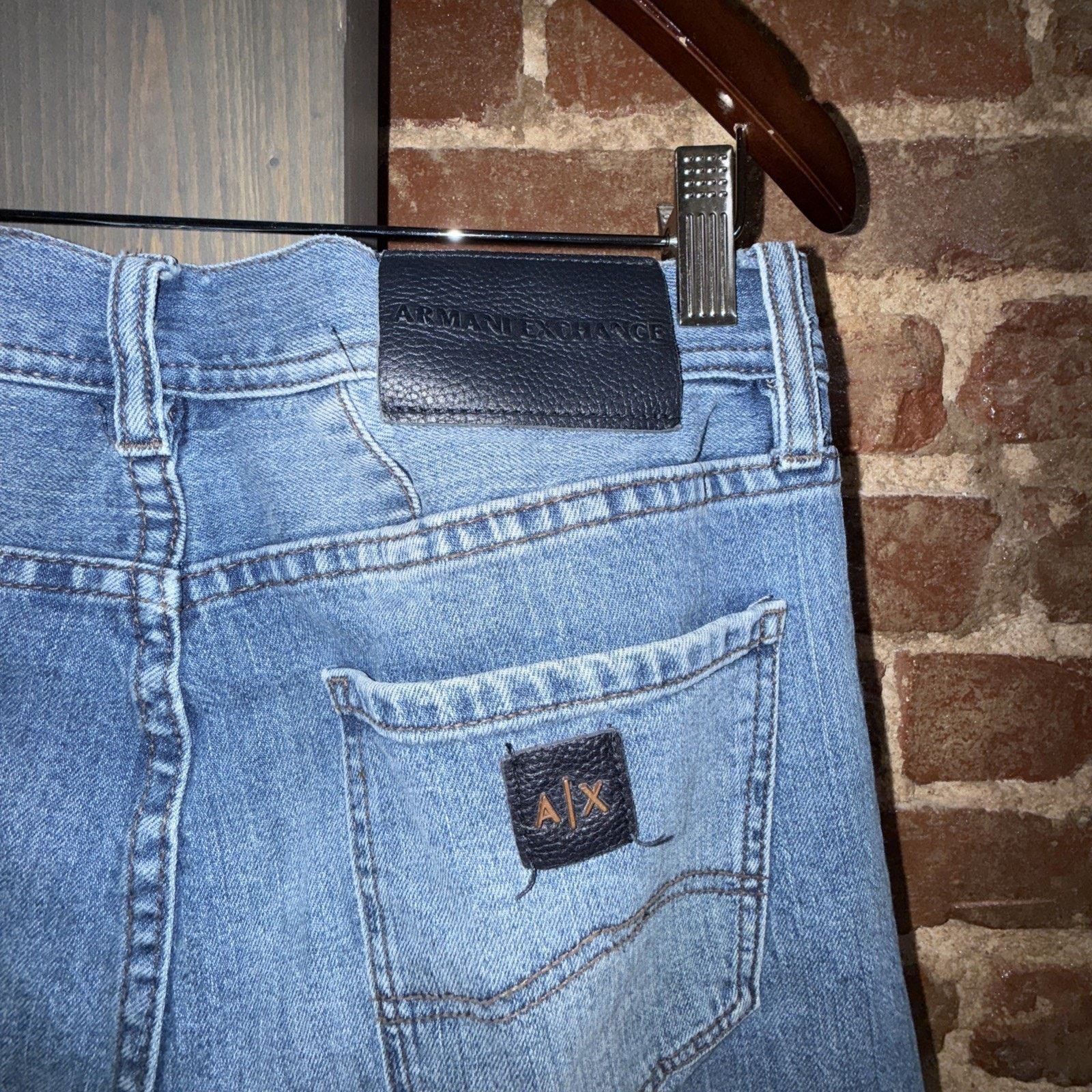 Armani Exchange Armani Exchange Men's J16 Sz Straight Med Wash Jeans 33x31 Size US 31 - 5 Thumbnail