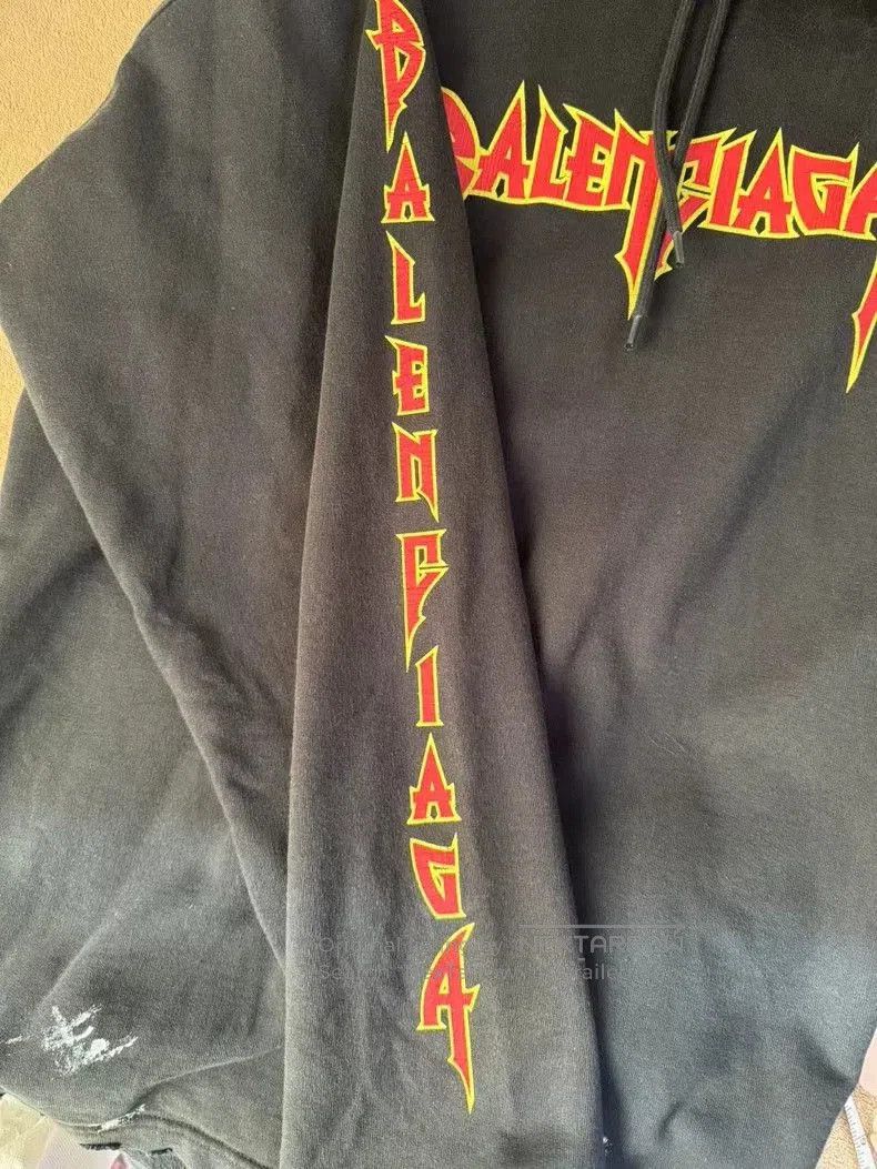 Balenciaga Balenciaga Flame Logo Hoodie. Size US S / EU 44-46 / 1 - 3 Thumbnail