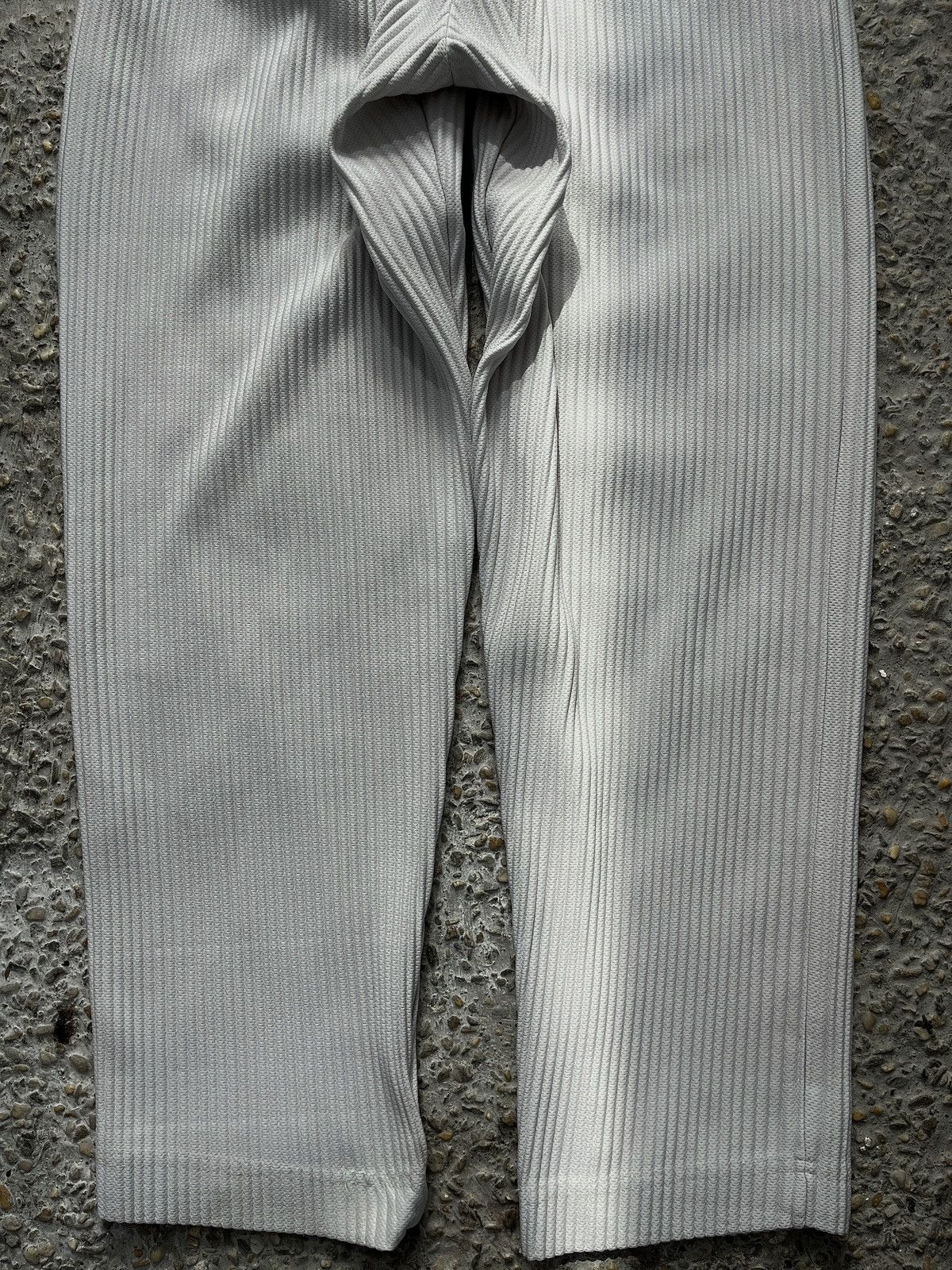 Homme Plisse Issey Miyake Basics Trousers Size US 30 / EU 46 - 5 Thumbnail