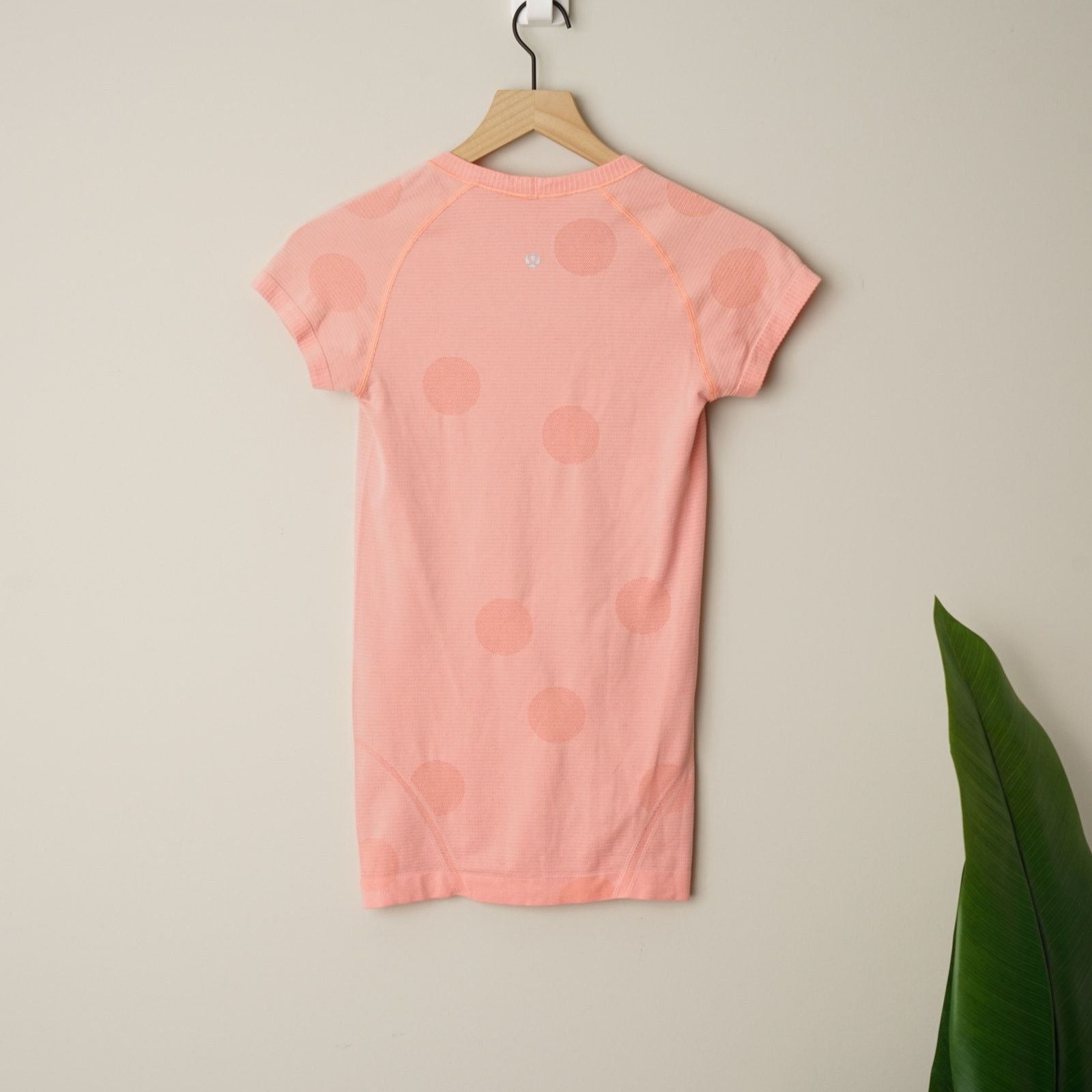 Lululemon Lululemon Run: Swiftly Tech Short Sleeve in Pop Orange Dot 4 Size S / US 4 / IT 40 - 4 Thumbnail