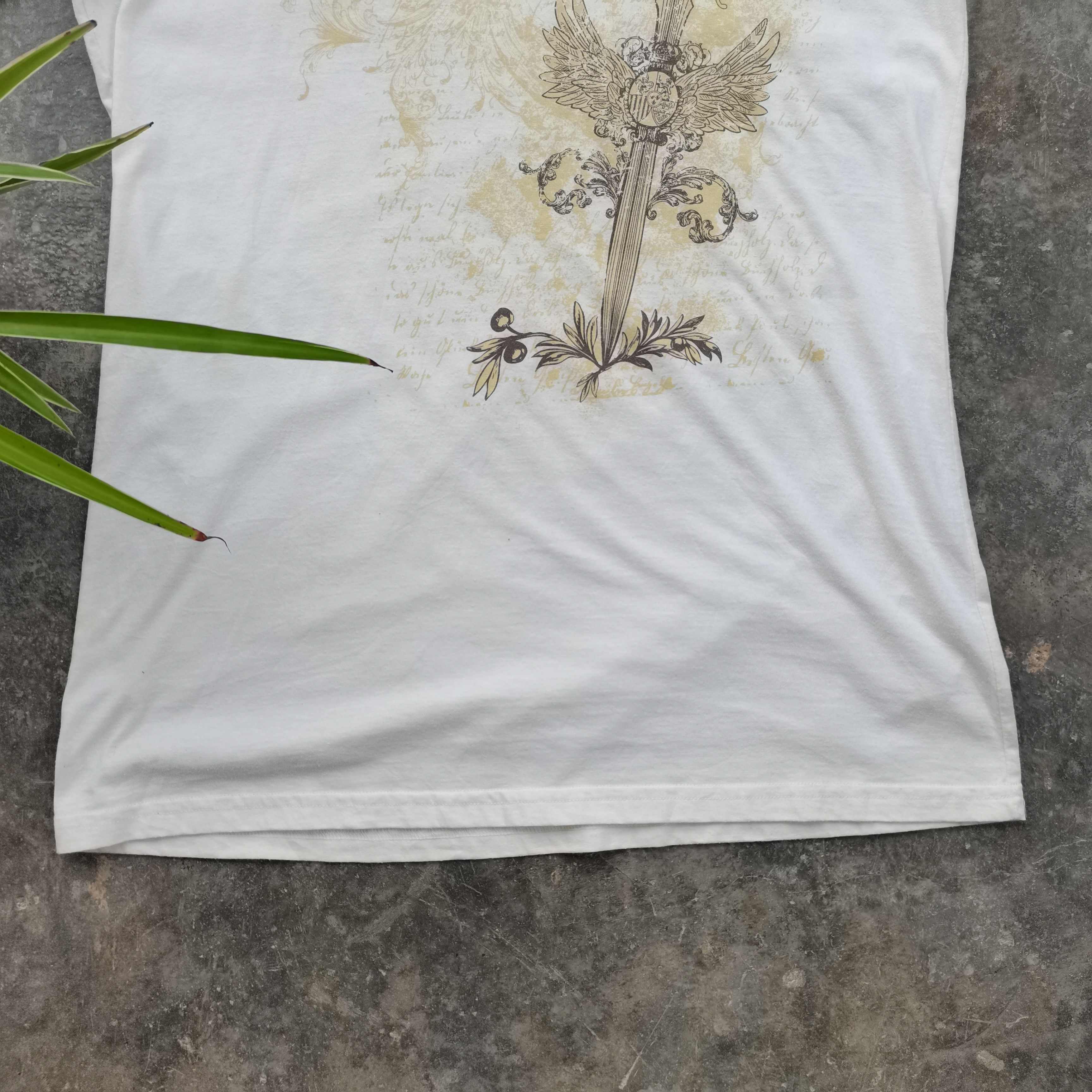 Anime Crazy Vintage Rare 2002 NARUTO Tshirt Size US L / EU 52-54 / 3 - 3 Thumbnail