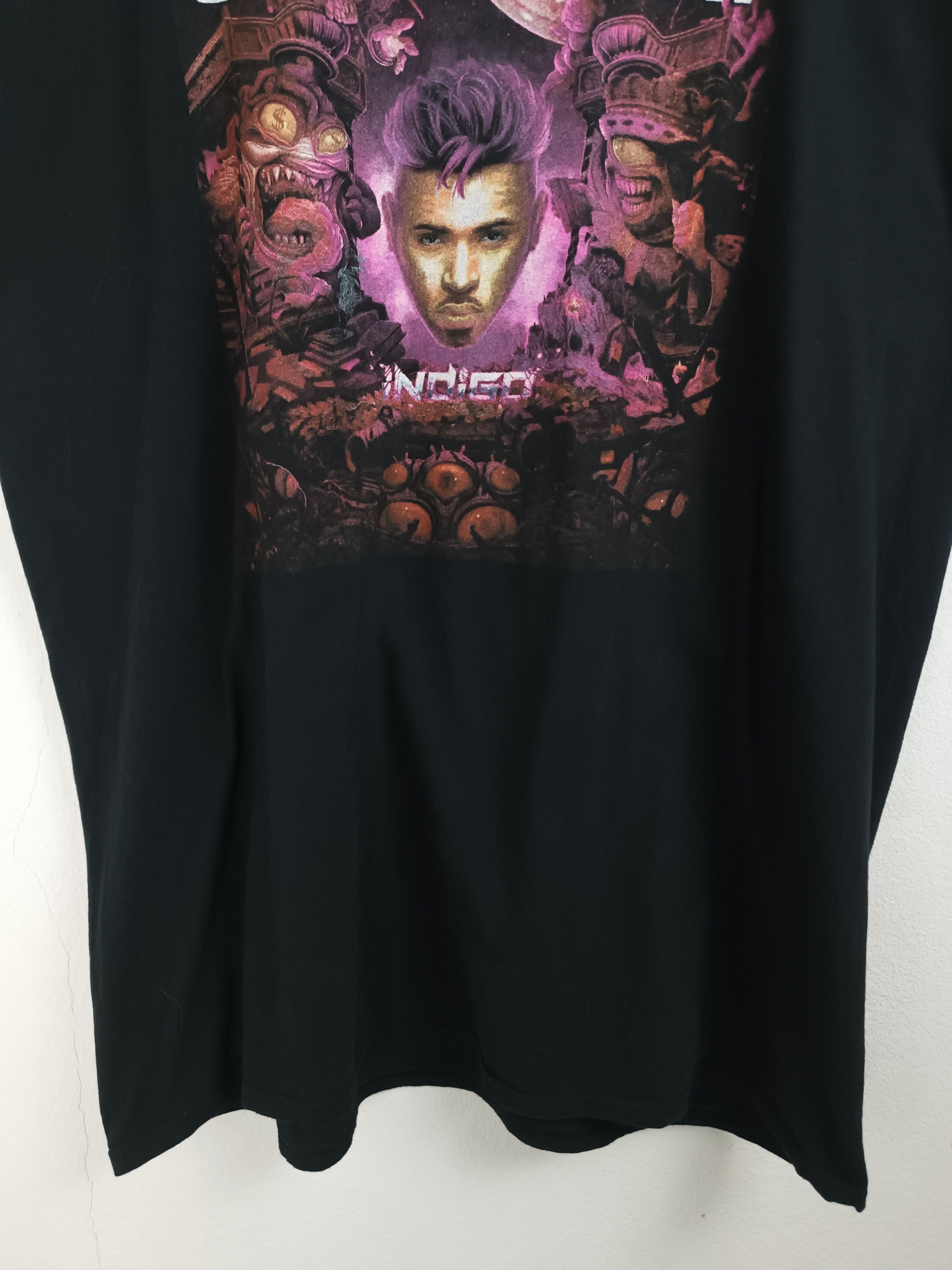 Rap Tees VINTAGE CHRIS BROWN INDIGO TOUR 2019 rihanna usher drake Size US XL / EU 56 / 4 - 7 Thumbnail