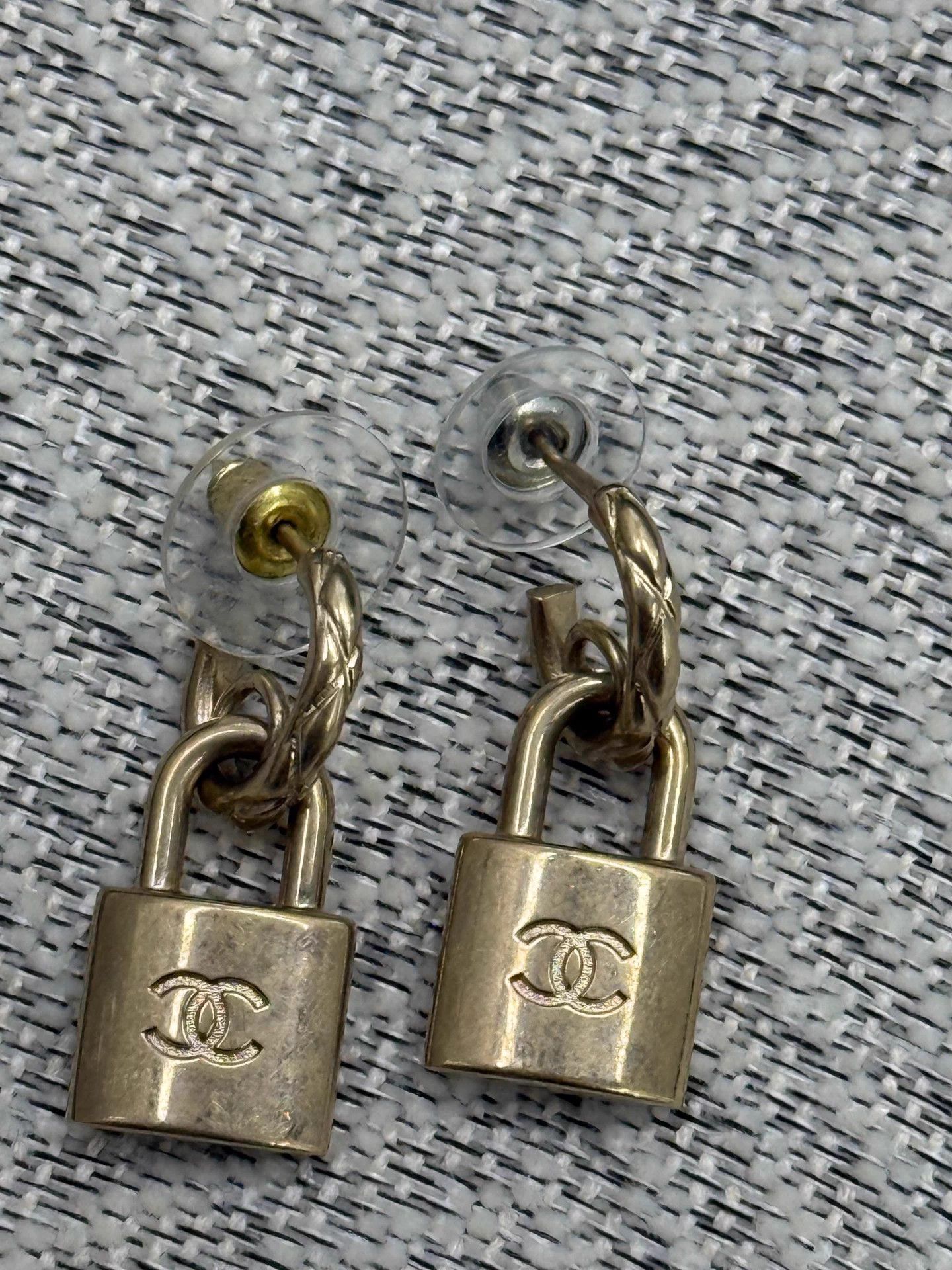 Chanel Chanel Aged Metal Key Lock Earrings Size ONE SIZE - 4 Thumbnail