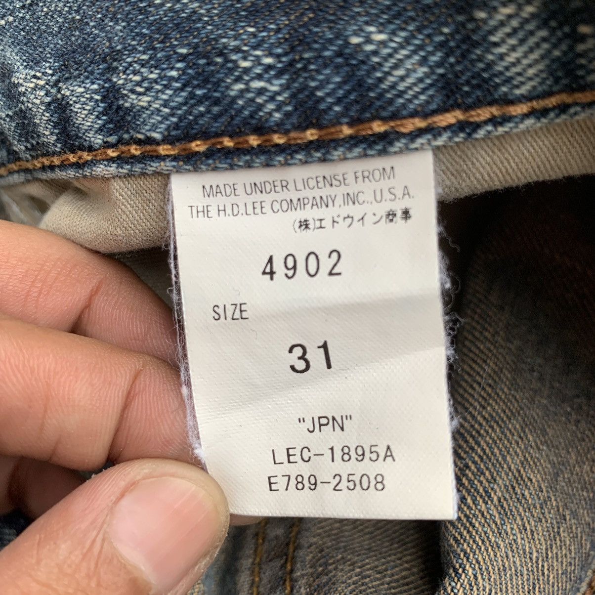 Lee Vintage Lee Classic Light Wash Distressed Denim Jeans W31 Size US 31 - 9 Thumbnail