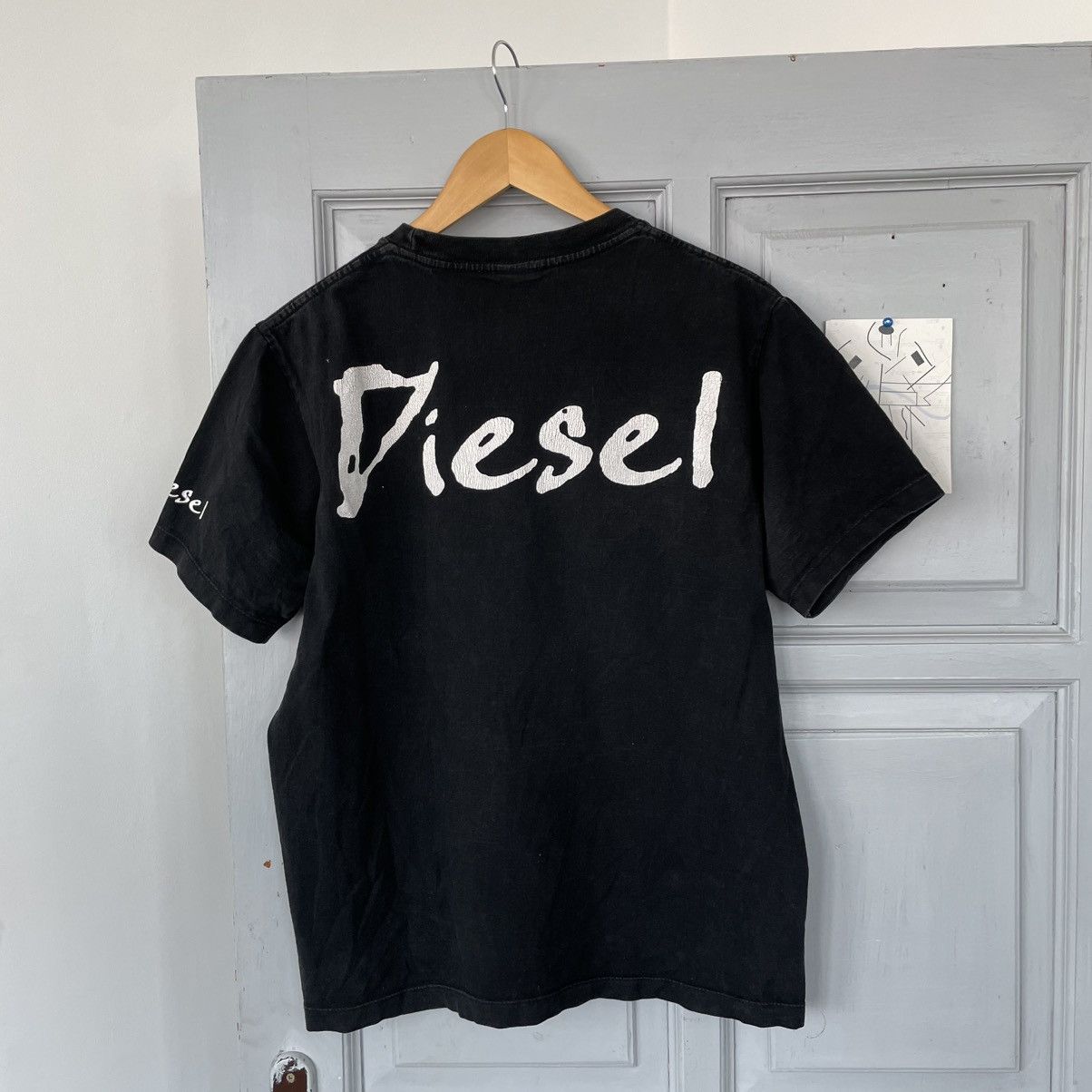 Diesel Vintage 90’s Diesel Avantgarde T-shirt Y2K size L Size US L / EU 52-54 / 3 - 5 Thumbnail