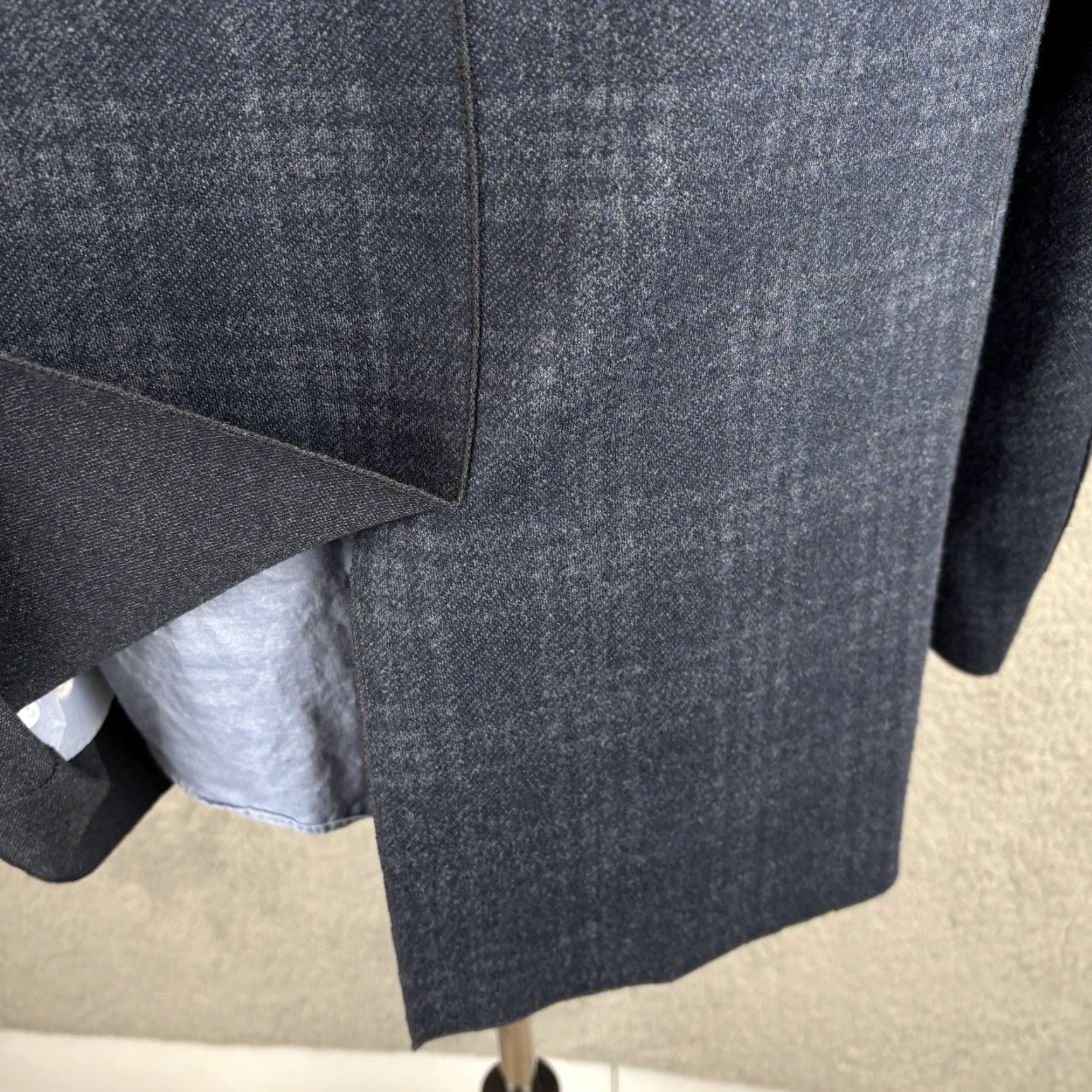 BUGATCHI Bugatchi Blazer XL 42R Navy Plaid Notch Lapel Single-Breasted Two-Button Classic Coat Mens Activewear Jacket Coat Size 46R - 6 Thumbnail