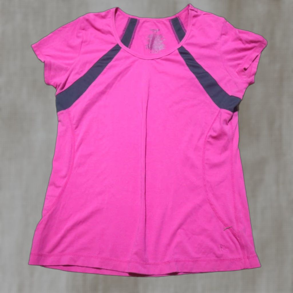 Vintage VINTAGE Danskin Pink Scrub Shirt Short Sleeve Adult Women's L Large with Pockets Size 36" / US 14 / IT 50 - 1 Thumbnail
