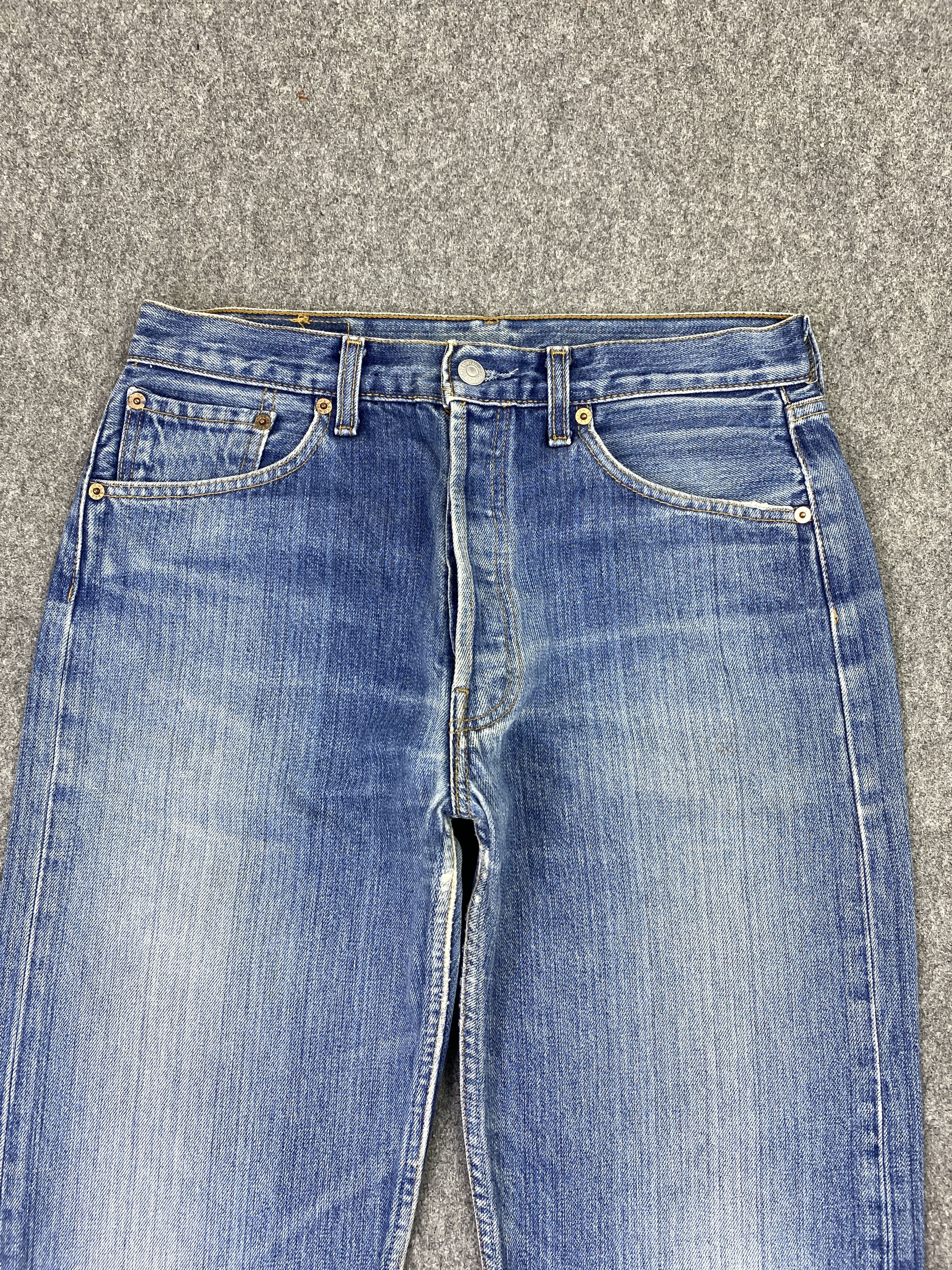 Levi's Vintage Levi's 501 Faded Blue Jeans DP2852 Size US 30 / EU 46 - 2 Thumbnail