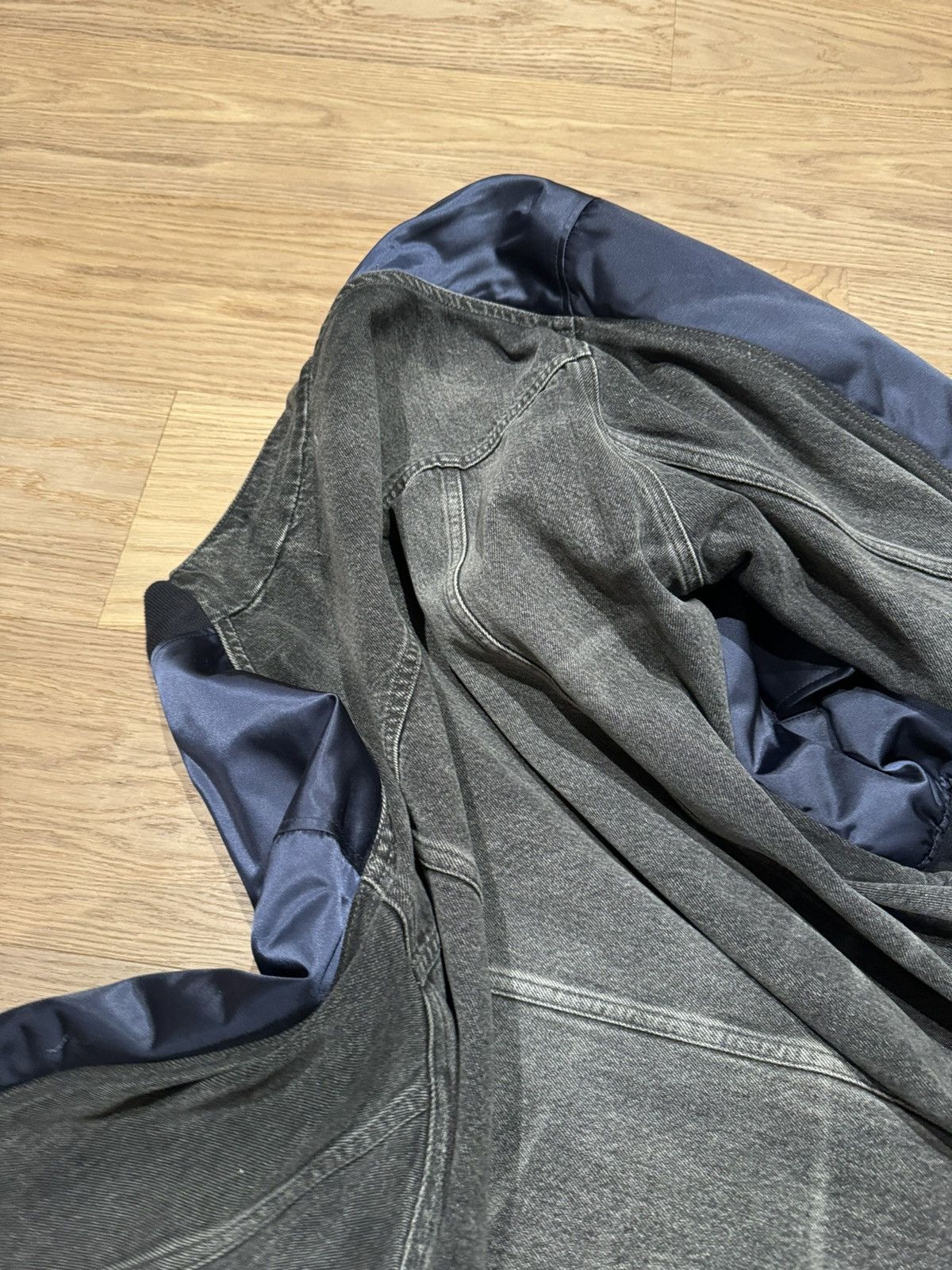 Balenciaga Balenciaga bomber jacket Size US L / EU 52-54 / 3 - 7 Thumbnail