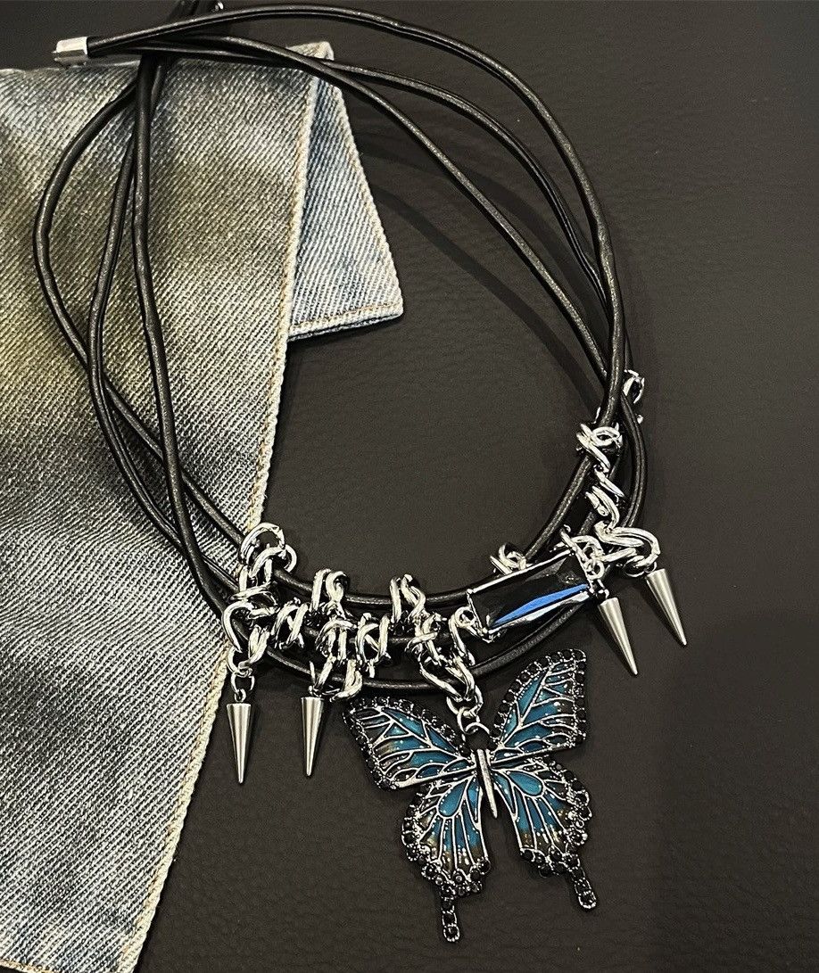 Japanese Brand × Jewelry Retro streetwear punk huge butterfly spike choker necklace Size ONE SIZE - 3 Thumbnail