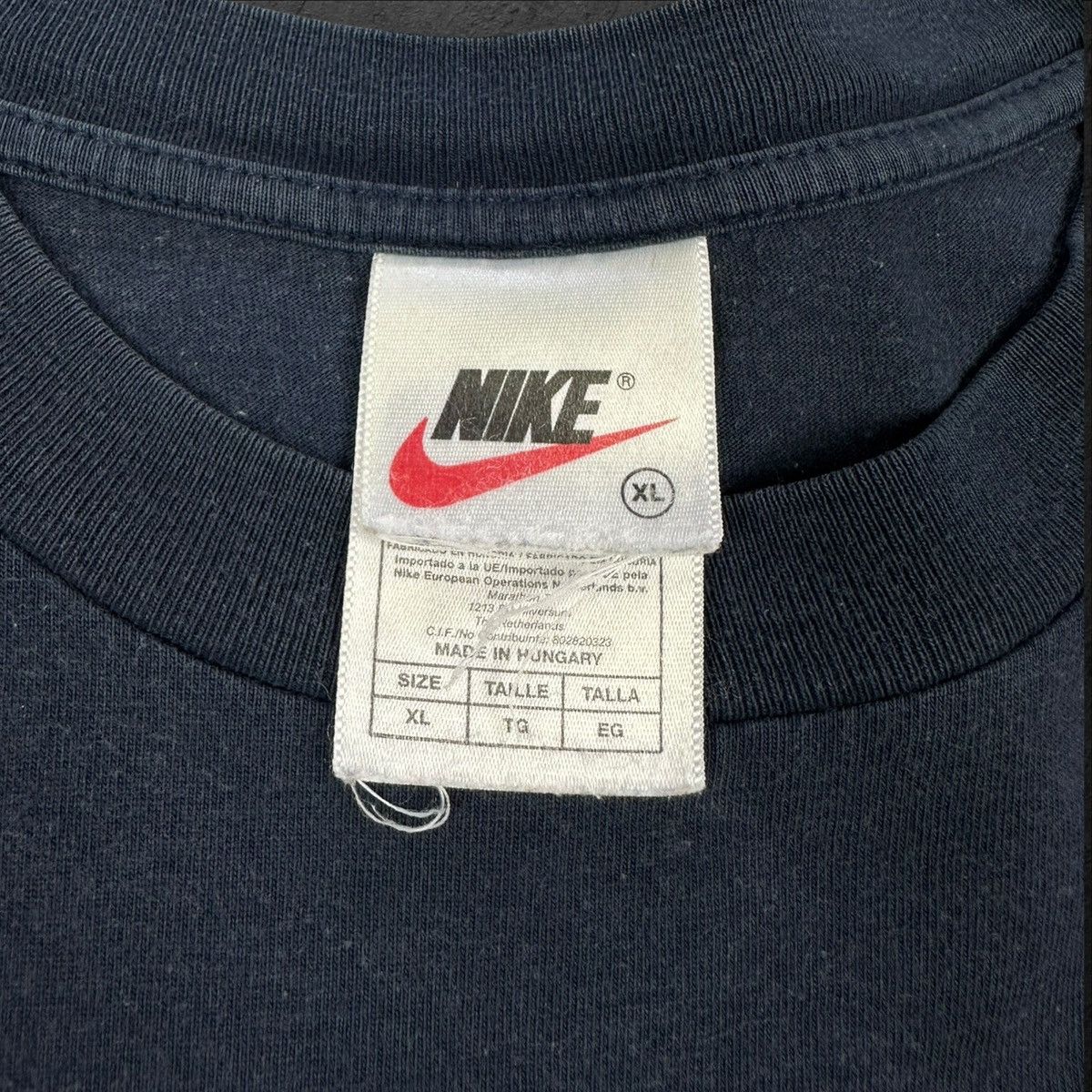 Nike × Vintage Vintage 90s Nike Big Logo Navy Blue T shirt XL Tee Size US XL / EU 56 / 4 - 4 Thumbnail