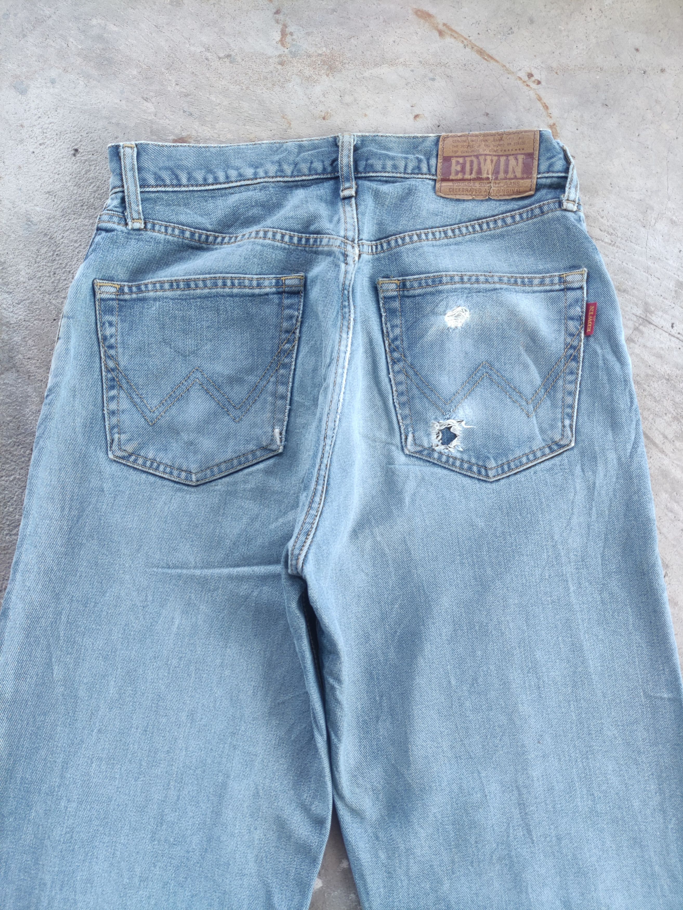 Edwin Vintage Edwin Jean Distressed Faded Denim Pants Size US 31 - 10 Thumbnail