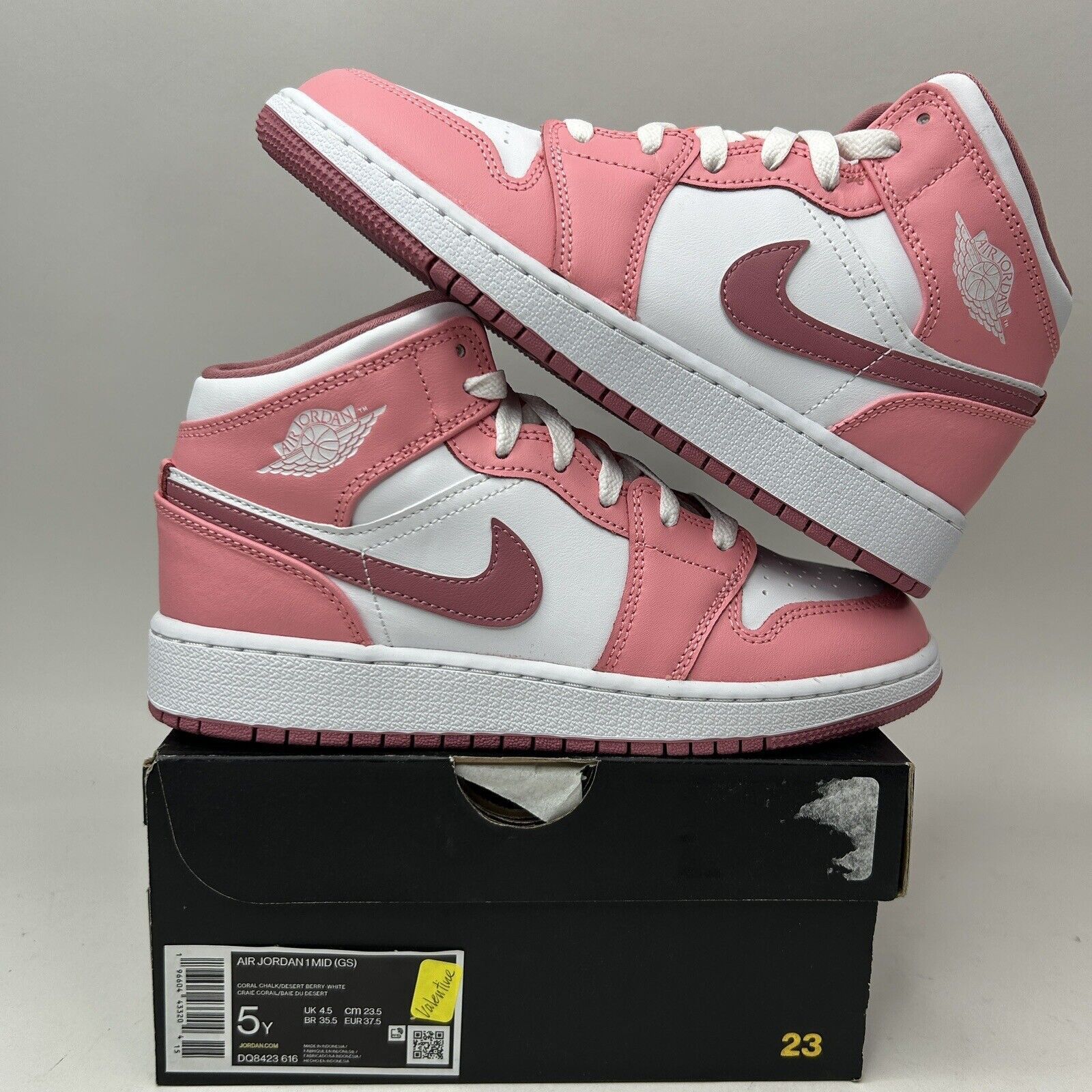 Nike Nike Air Jordan 1 Retro Mid GS “Valentines Day/Coral Pink” Size US 6.5 / IT 36.5 - 1 Thumbnail