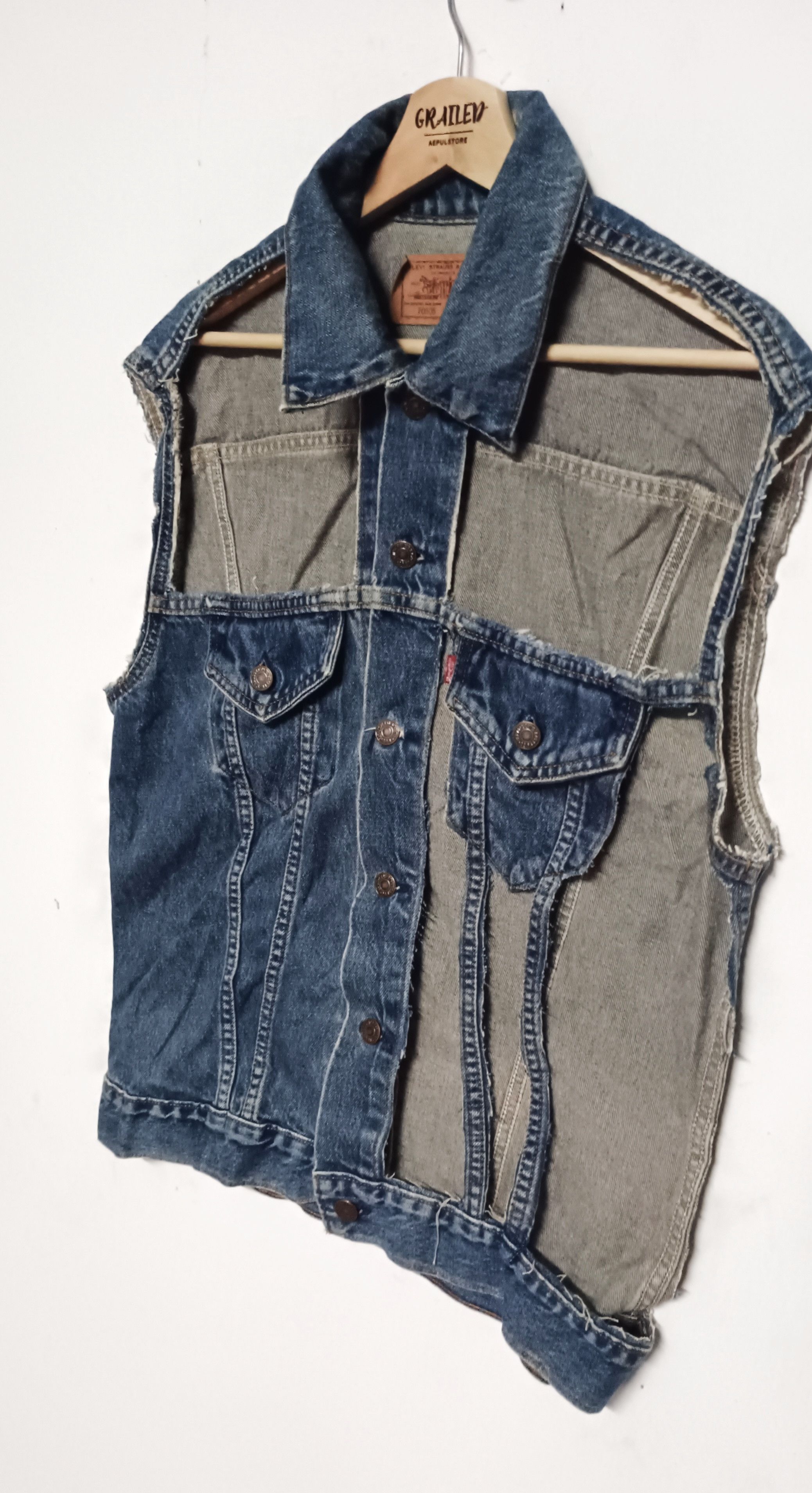 Levi's Rare Vintage Levi's Denim Jacket Button " 716" Size US M / EU 48-50 / 2 - 4 Thumbnail