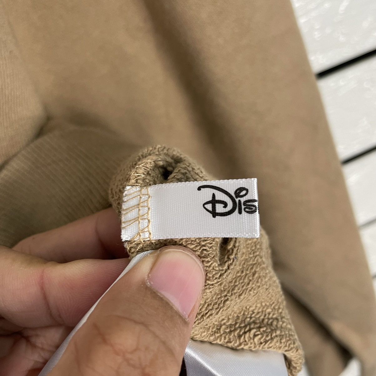 Disney Hula Lani x Disney Mickey Surfing Sweatshirt Size US L / EU 52-54 / 3 - 16 Thumbnail