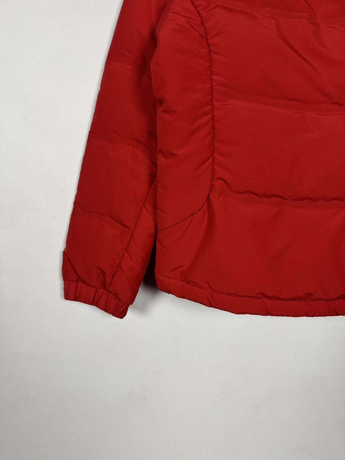 Nike ACG Nike ACG Down Jacket Full Zip Red Outdoor Hiking Size S Size S / US 4 / IT 40 - 16 Thumbnail