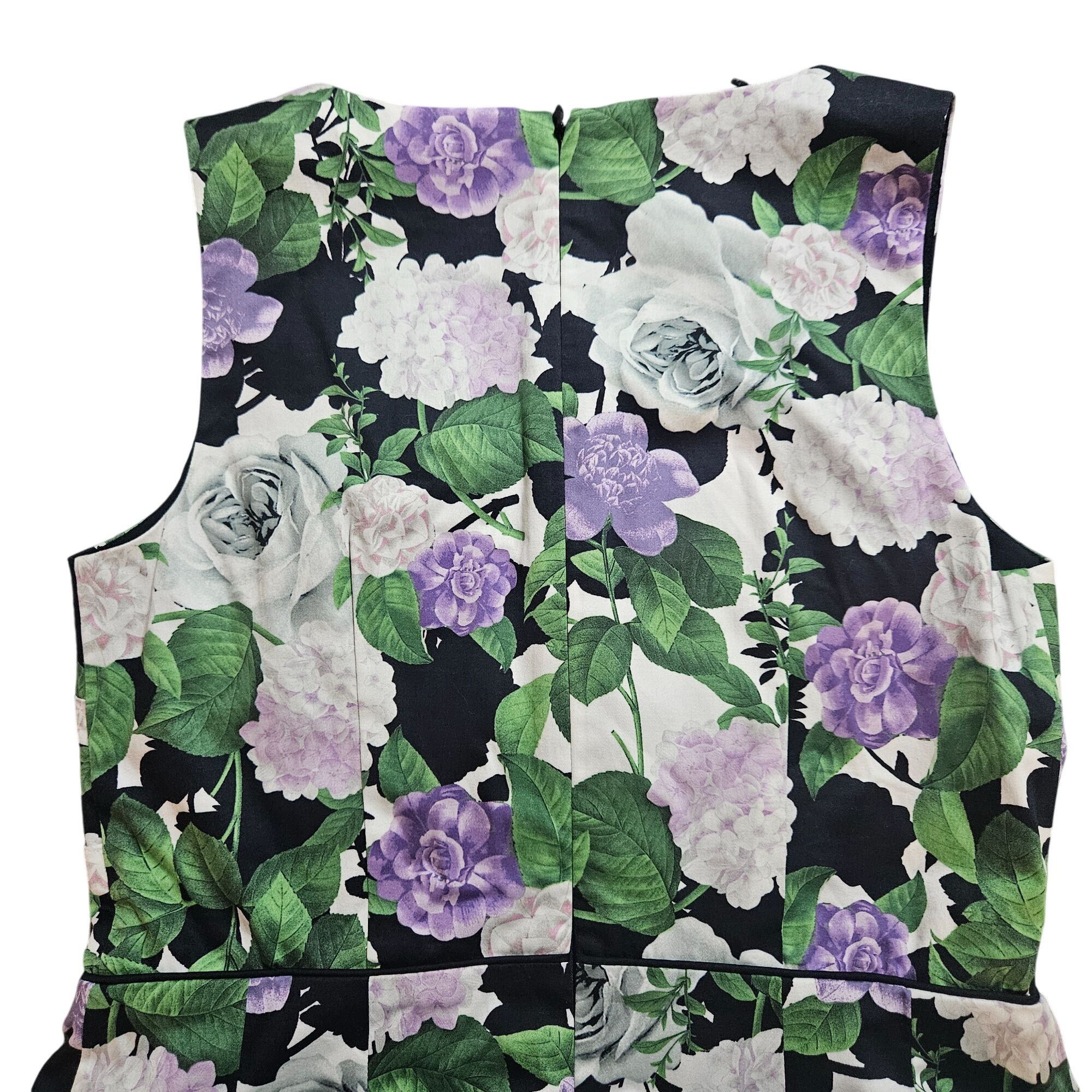 Talbots Talbots Women’s Dress 4P Cottage core Floral Fashion Garden Size S / US 4 / IT 40 - 12 Thumbnail