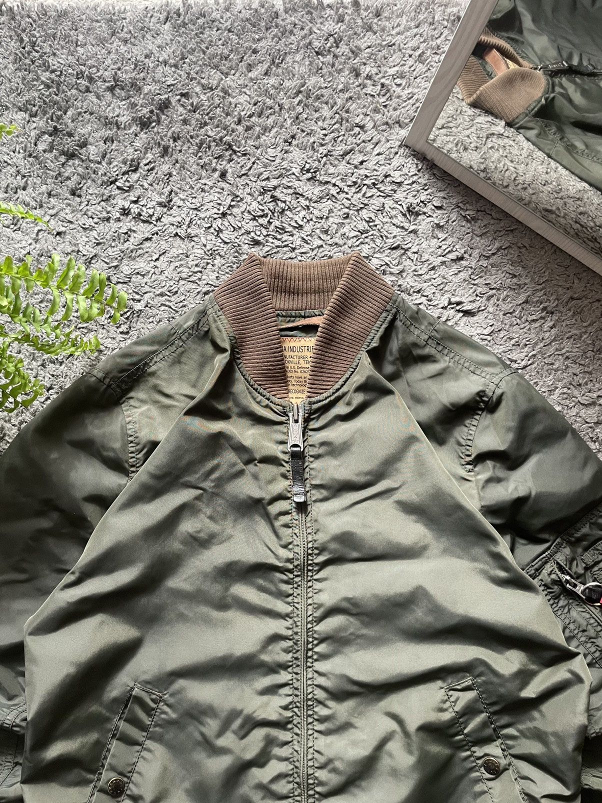 Alpha Industries × Vintage 00s Alpha Industries Streetwear Vintage Military Logo Rare Size US M / EU 48-50 / 2 - 7 Thumbnail