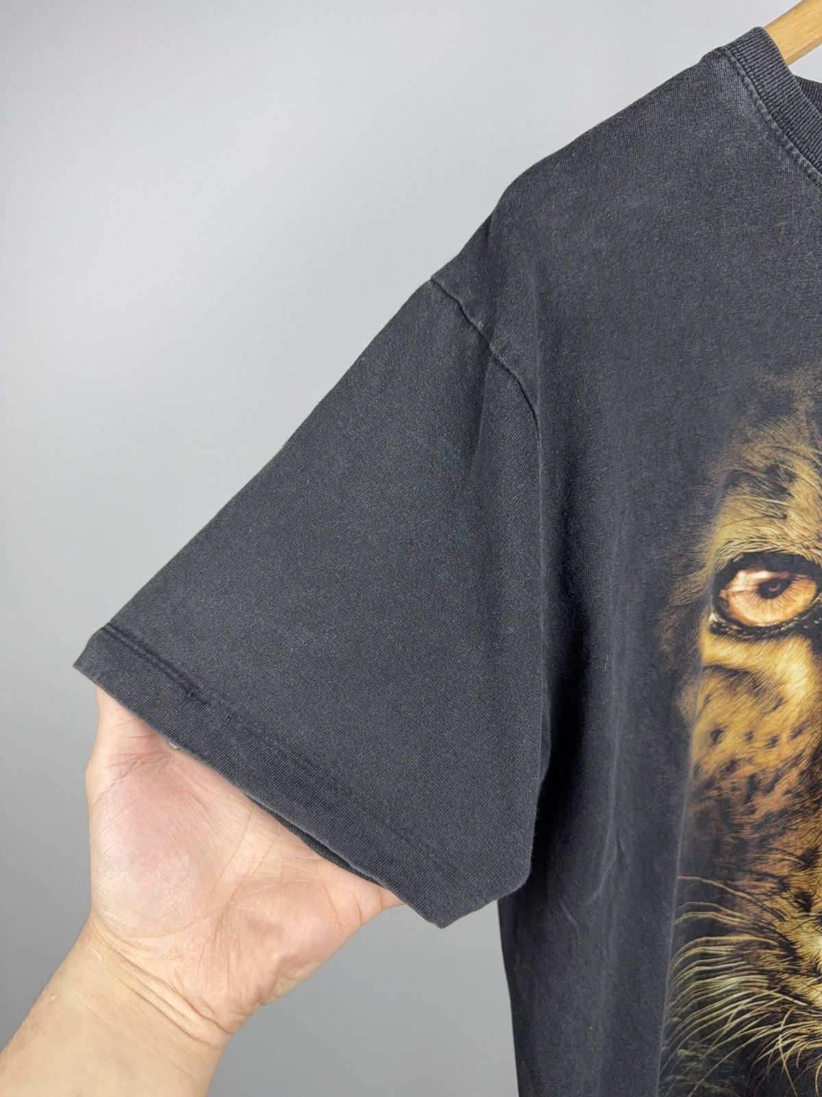Vintage 00s Y2K Leopard Graphic T Shirt Double Sided Animal Tee Size US L / EU 52-54 / 3 - 3 Thumbnail