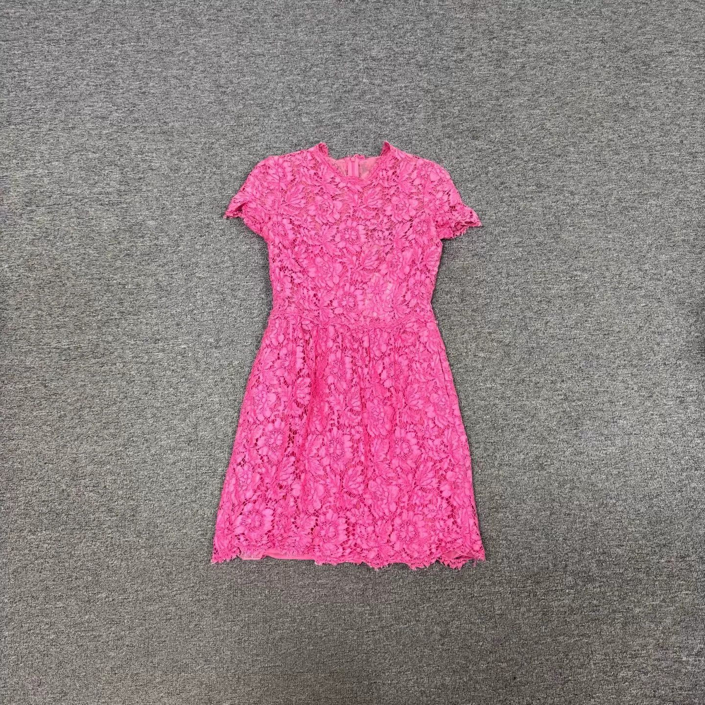 Valentino Valentino Fluo Magenta Floral Lace short-sleeve waist dress Size XS / US 0-2 / IT 36-38 - 1 Thumbnail