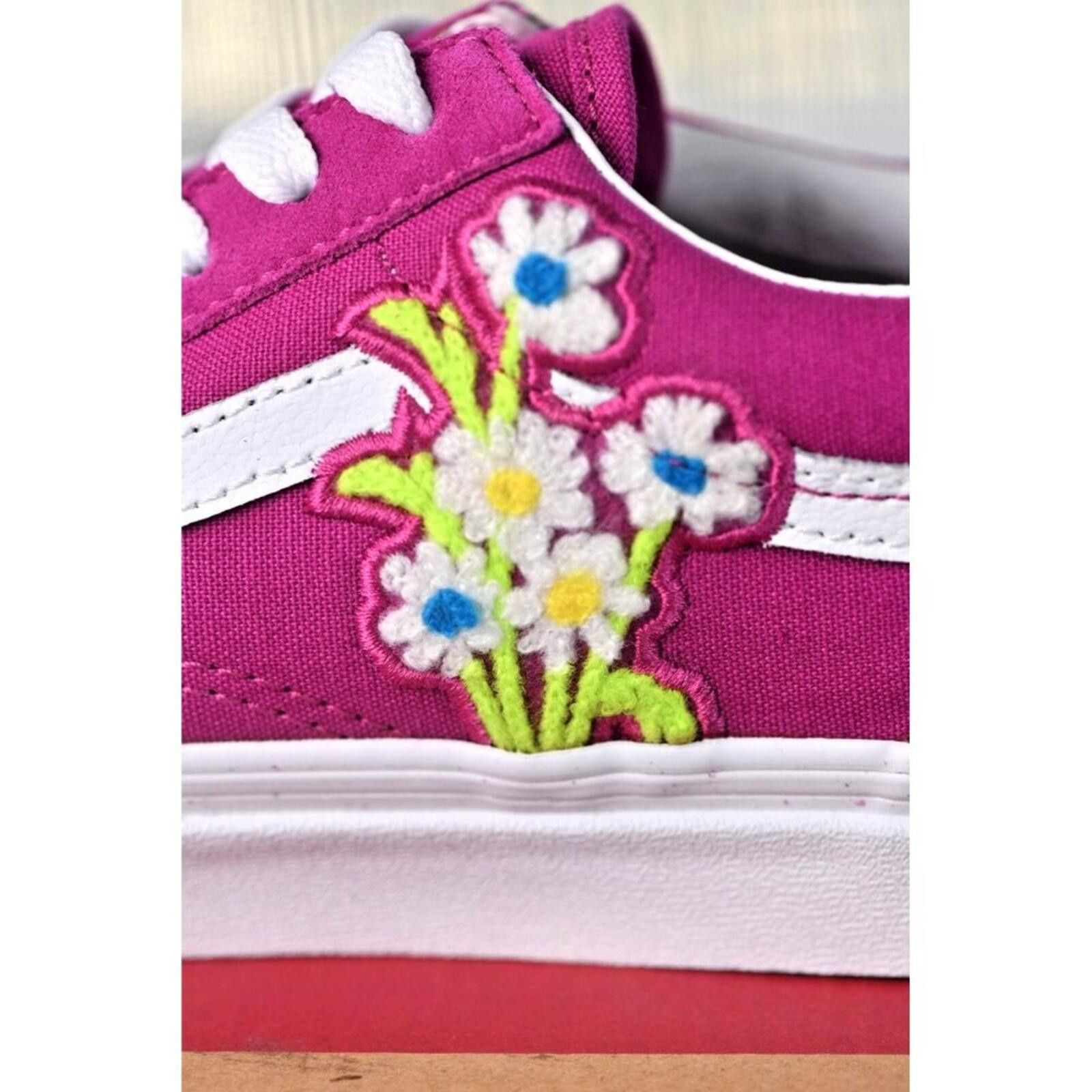 Vans Vans Old Skool Floral Chenille Sneakers | Purple/White Size US 6.5 / IT 36.5 - 8 Thumbnail