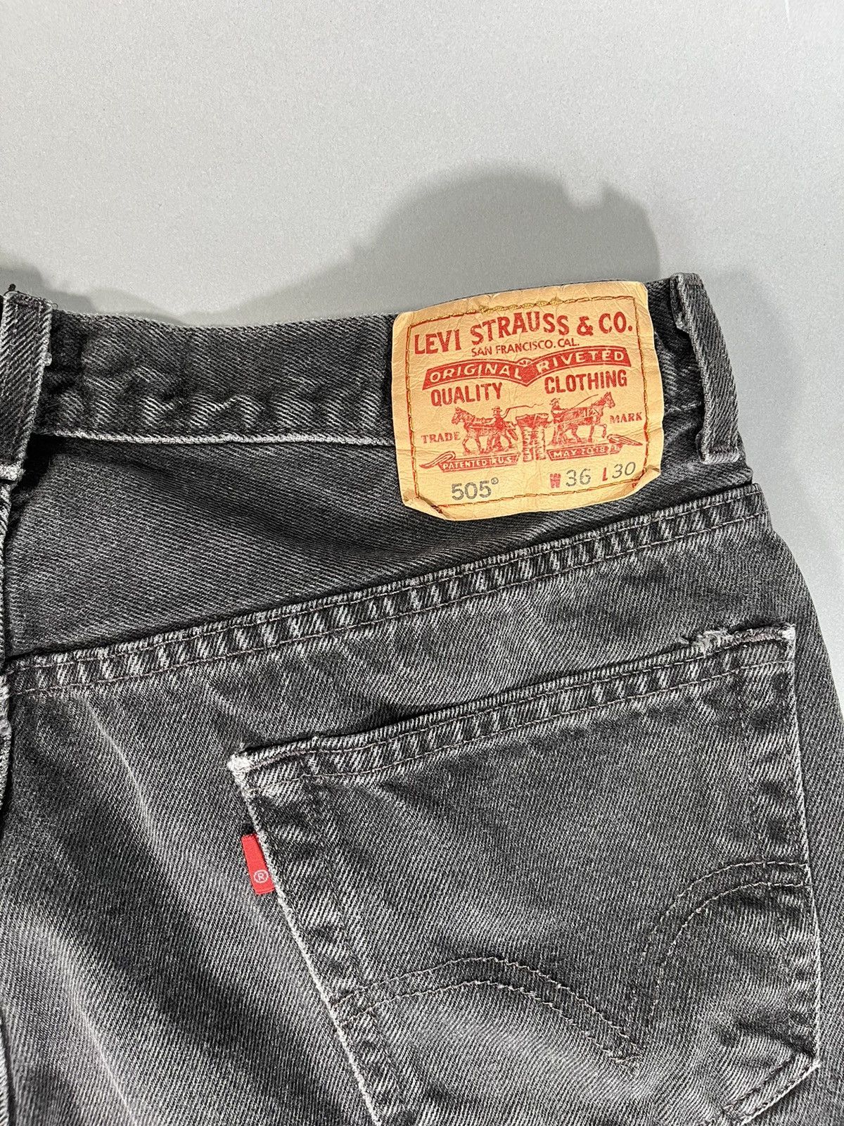 Levi's Y2K Faded Black Baggy Levi’s 505 Jeans Size US 36 / EU 52 - 7 Thumbnail
