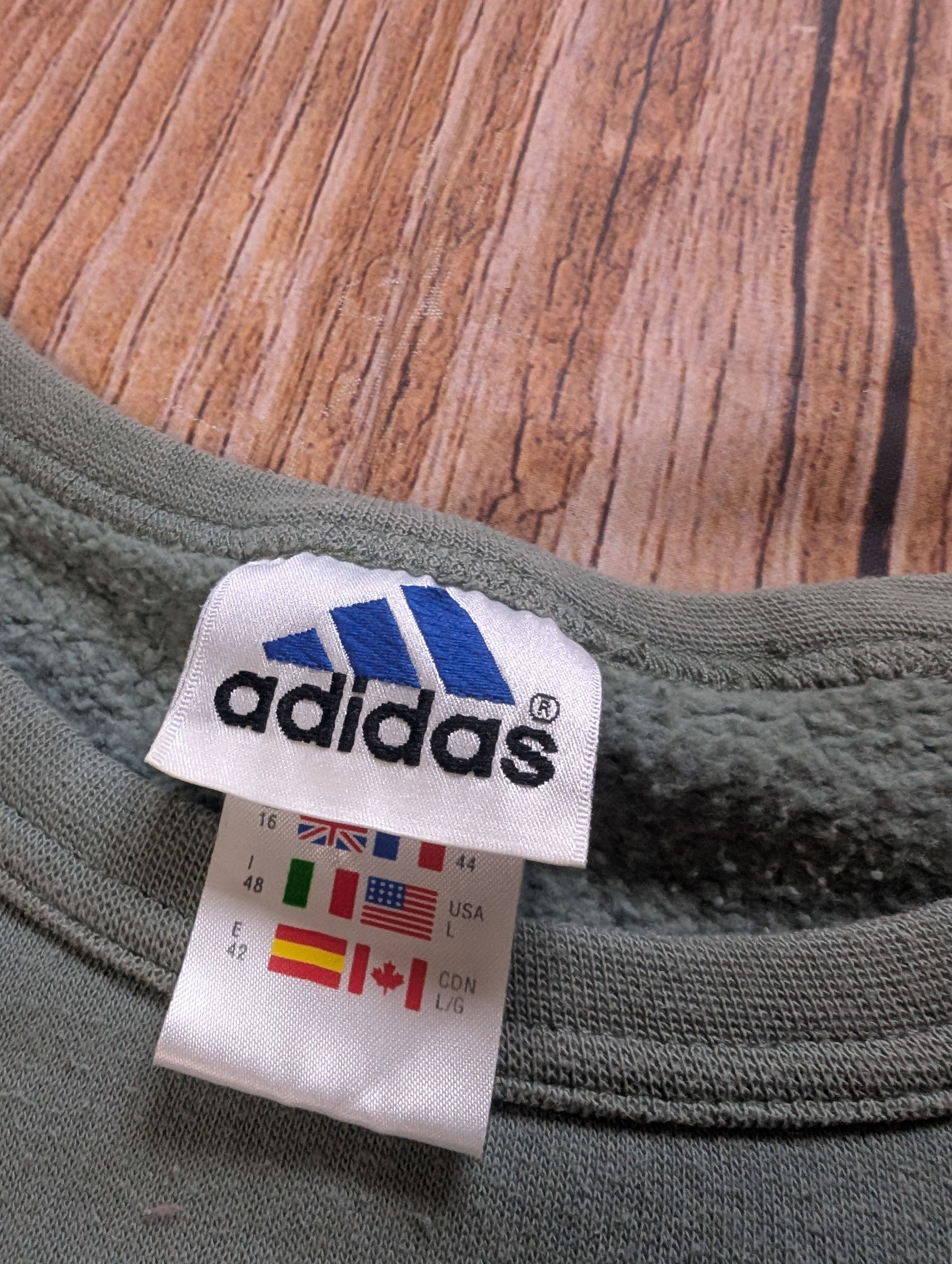 Adidas Olive Adidas khaki vintage y2k crewneck crew Size US L / EU 52-54 / 3 - 3 Thumbnail