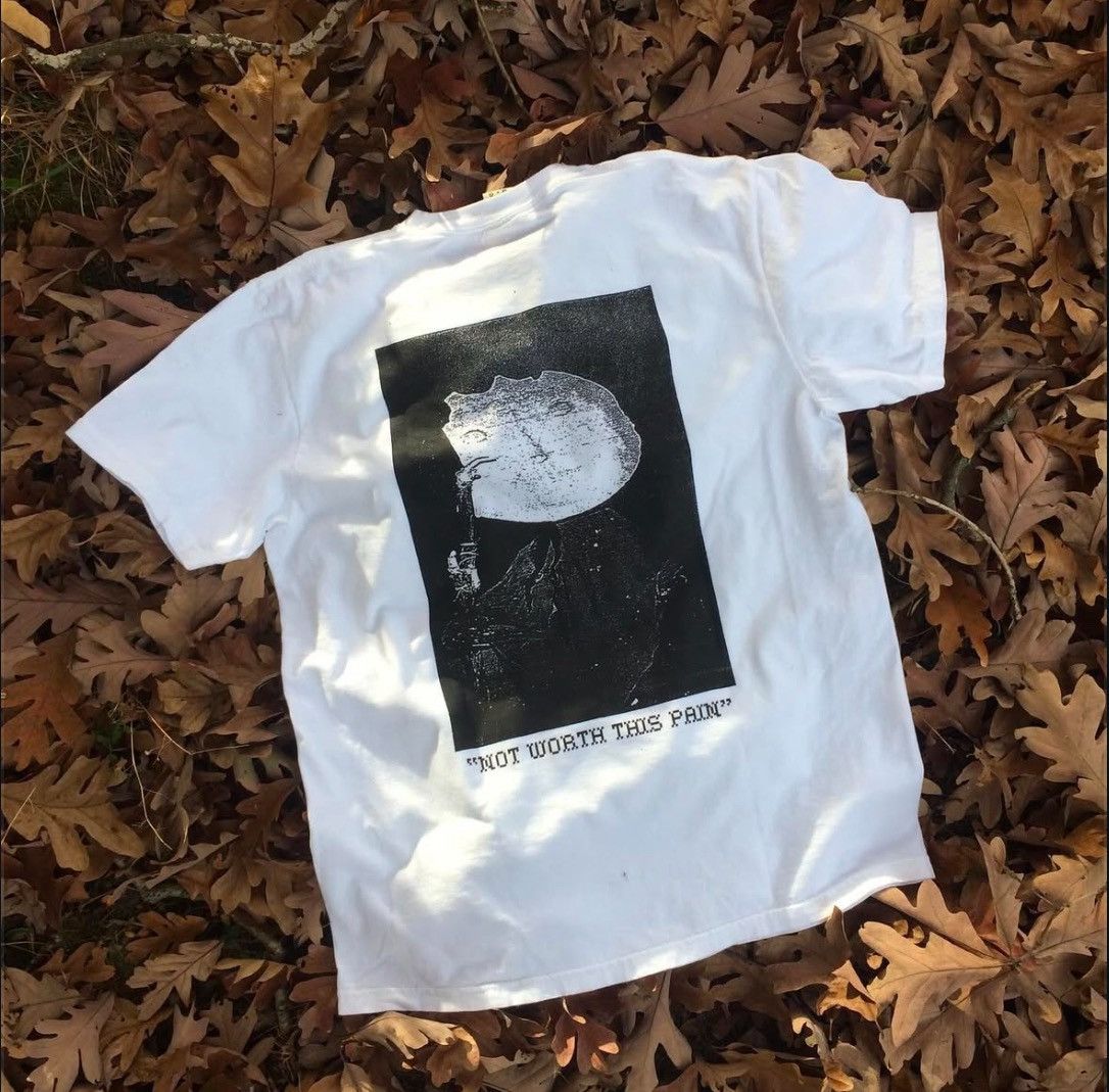 Haunted Mound Ghost Mountain Pumpkin Tee - Rare in uk Size US M / EU 48-50 / 2 - 2 Thumbnail