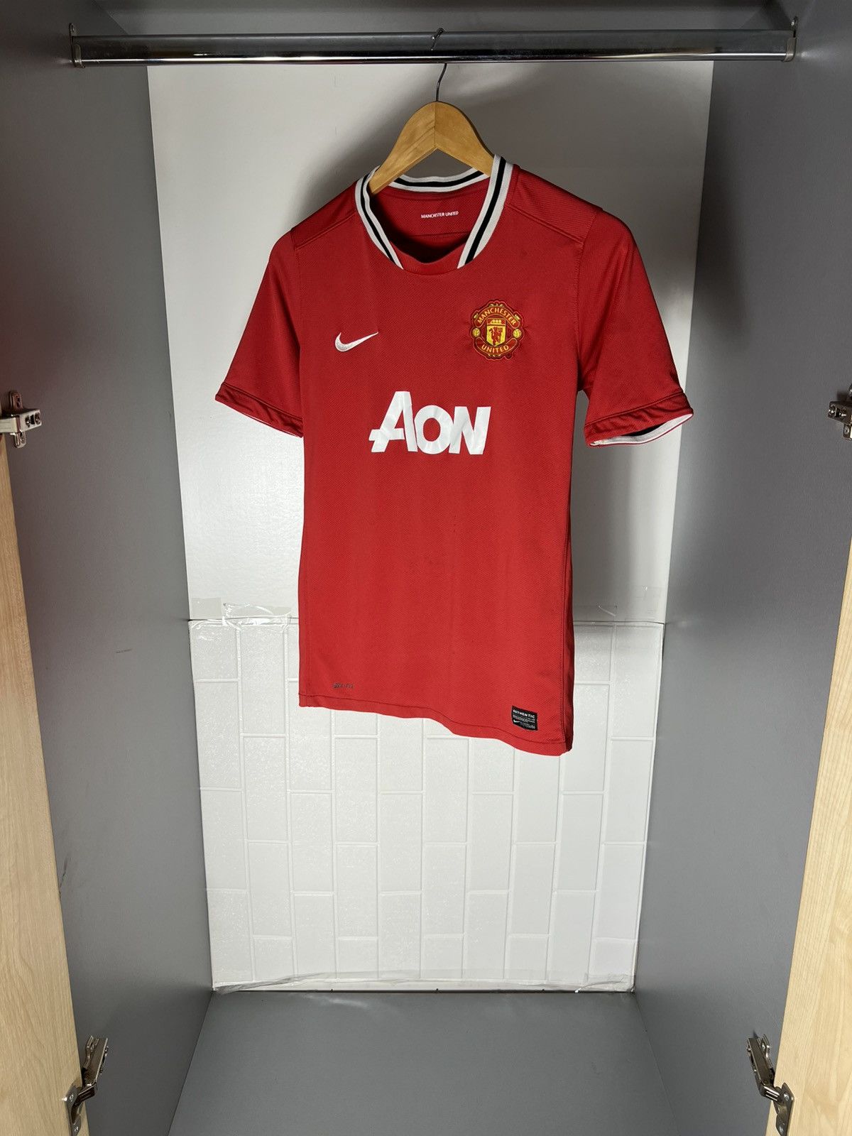 Nike VINTAGE NIKE FC MANCHESTER UNITED ENGLAND SOCCER JERSEY Y2K Size US S / EU 44-46 / 1 - 15 Thumbnail
