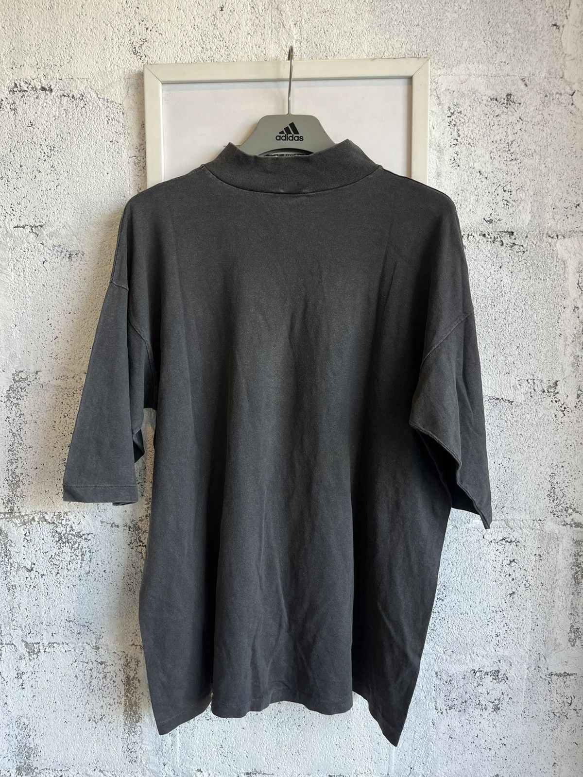 Vintage Vintage Matrix Hair & Skin Care Art design 90’s Tshirt Size US XL / EU 56 / 4 - 8 Thumbnail
