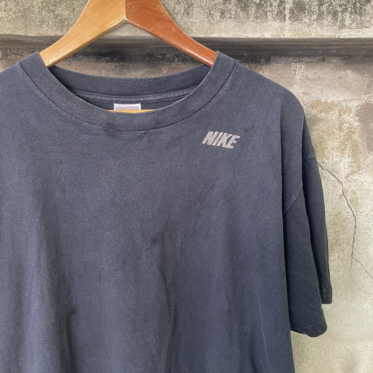 Nike × Vintage Vintage Nike T-Shirt black Single Stitch CropTee USA 80s 90s Size US L / EU 52-54 / 3 - 2 Thumbnail