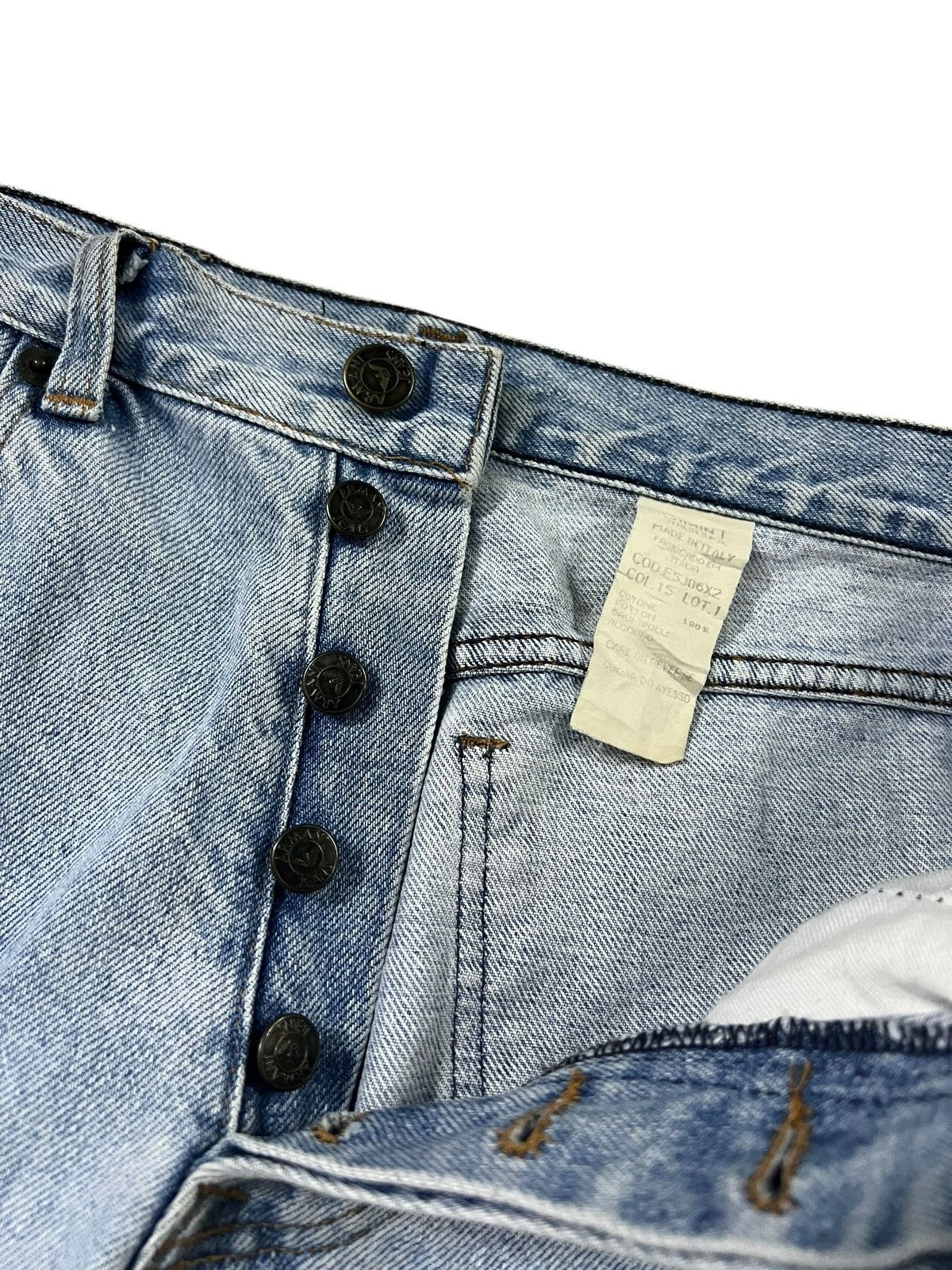 Armani VINTAGE 90’s ARMANI FADED JEAN MADE IN ITALY Size US 28 / EU 44 - 3 Thumbnail