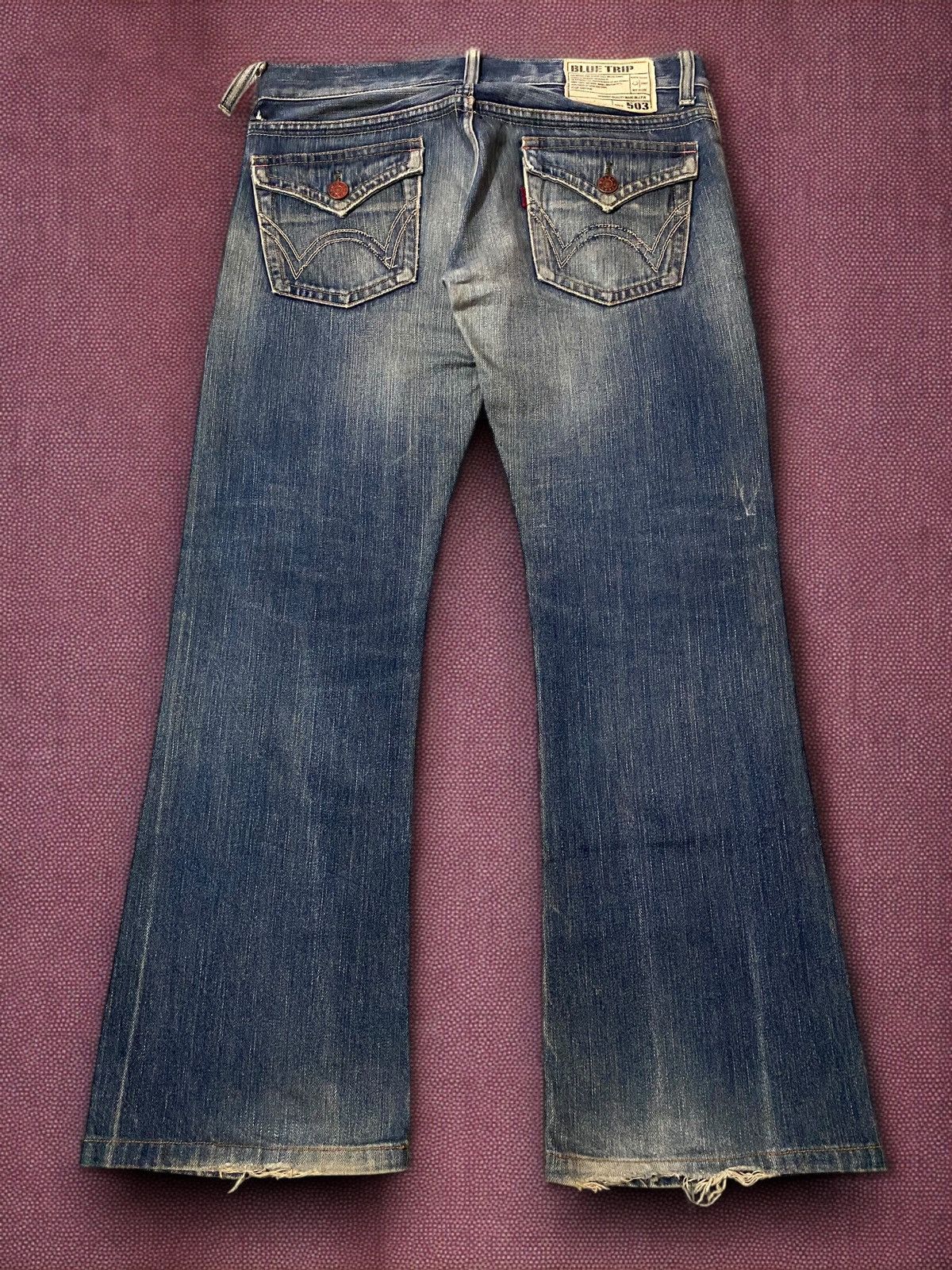 Edwin × Le Grande Bleu (L.G.B.) FLARE Edwin 503 Blue Trip Dirty Wash Distressed Jeans Size US 37 - 1 Thumbnail