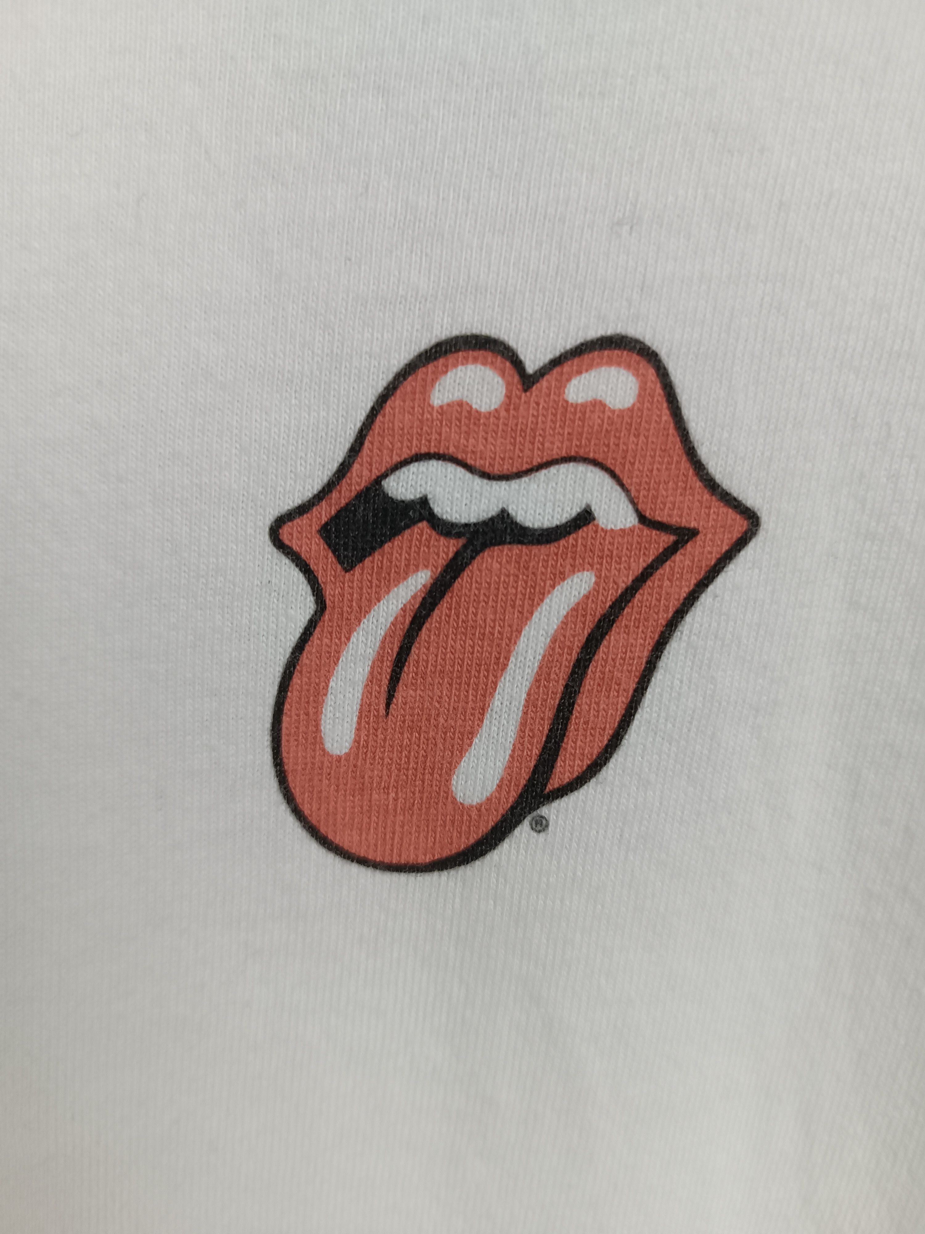 Band Tees VINTAGE ROLLING STONES SMALL LOGO acdc beatles zeppelin Size US M / EU 48-50 / 2 - 8 Thumbnail