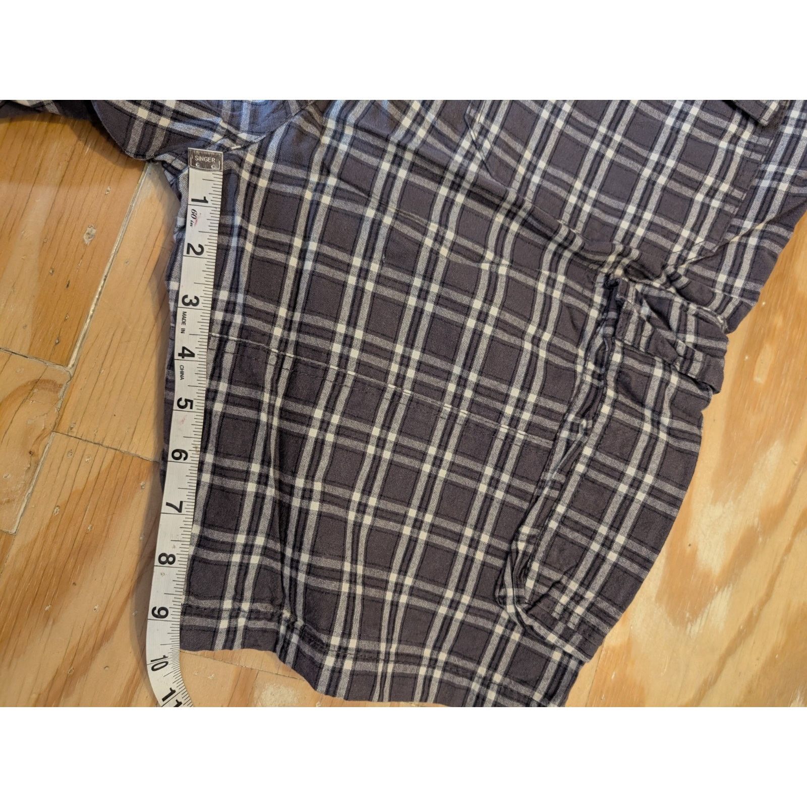 Bugle Boy Bugle Boy Men's Cargo Shorts Grey/White Plaid Size 32 Size US 32 / EU 48 - 6 Thumbnail