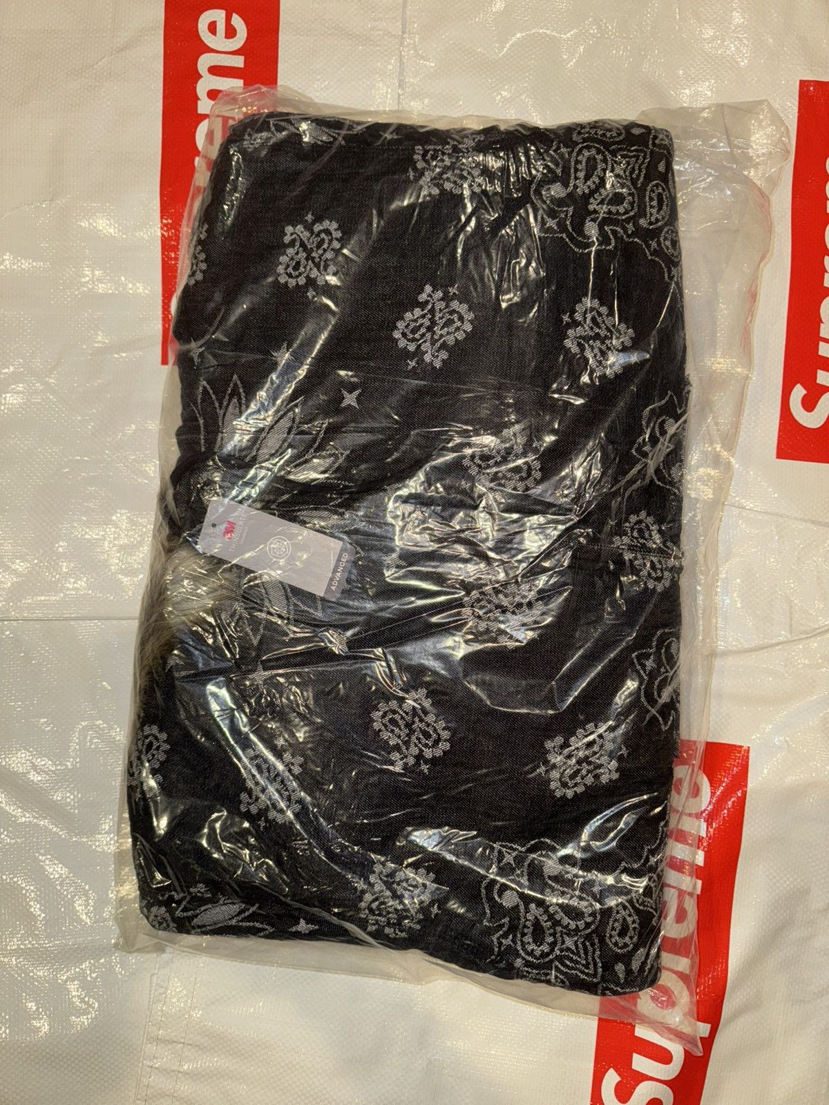 Supreme Supreme Bandana Jacquard Denim Hooded Work Jacket Size US XL / EU 56 / 4 - 5 Thumbnail